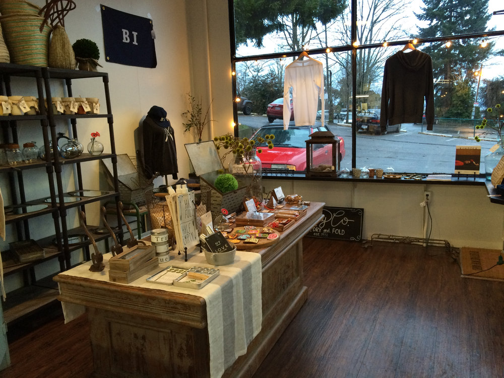  The shop is beautifully currated and you will feel very welcome. 