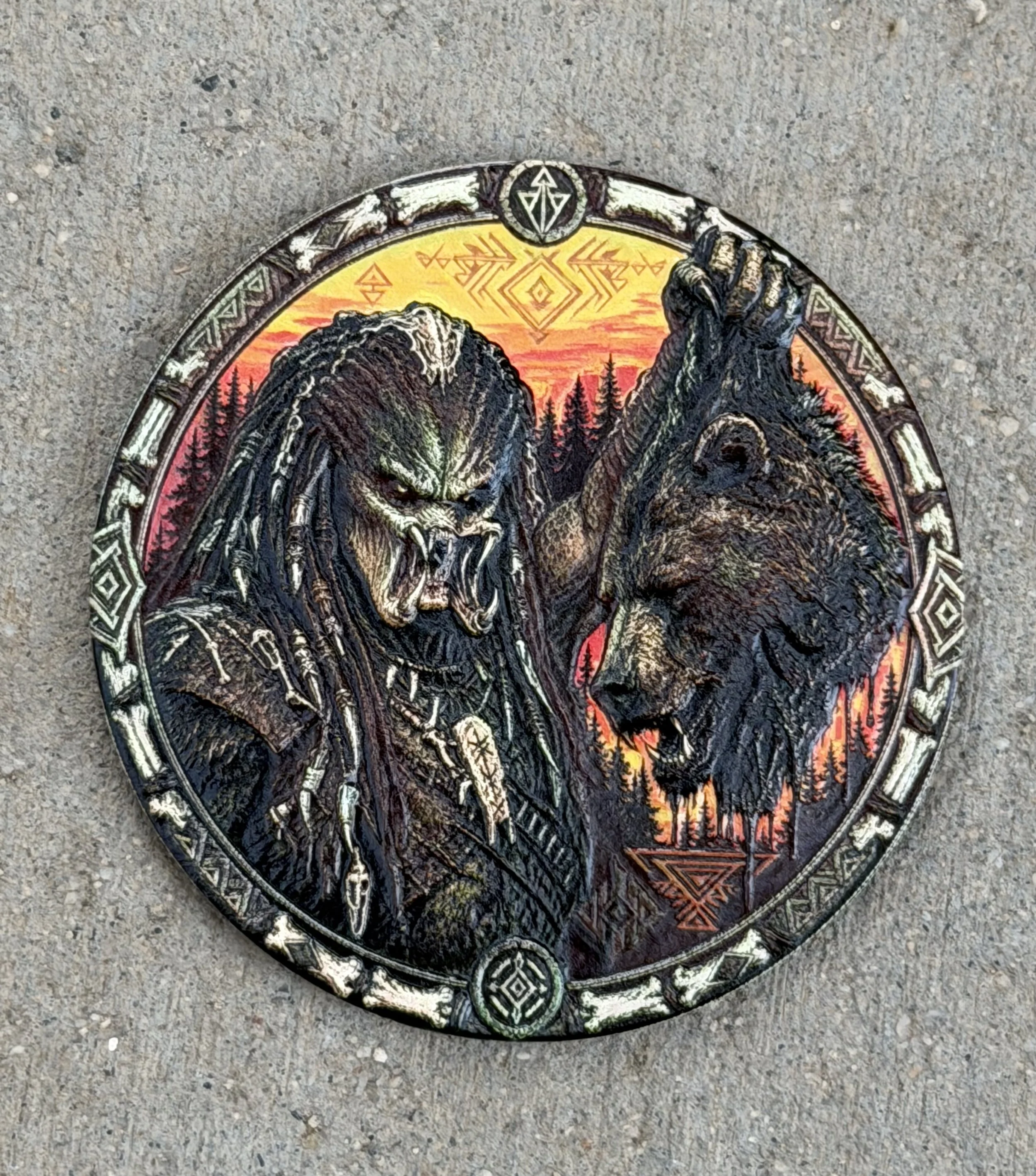 yautja v bear 1.jpeg