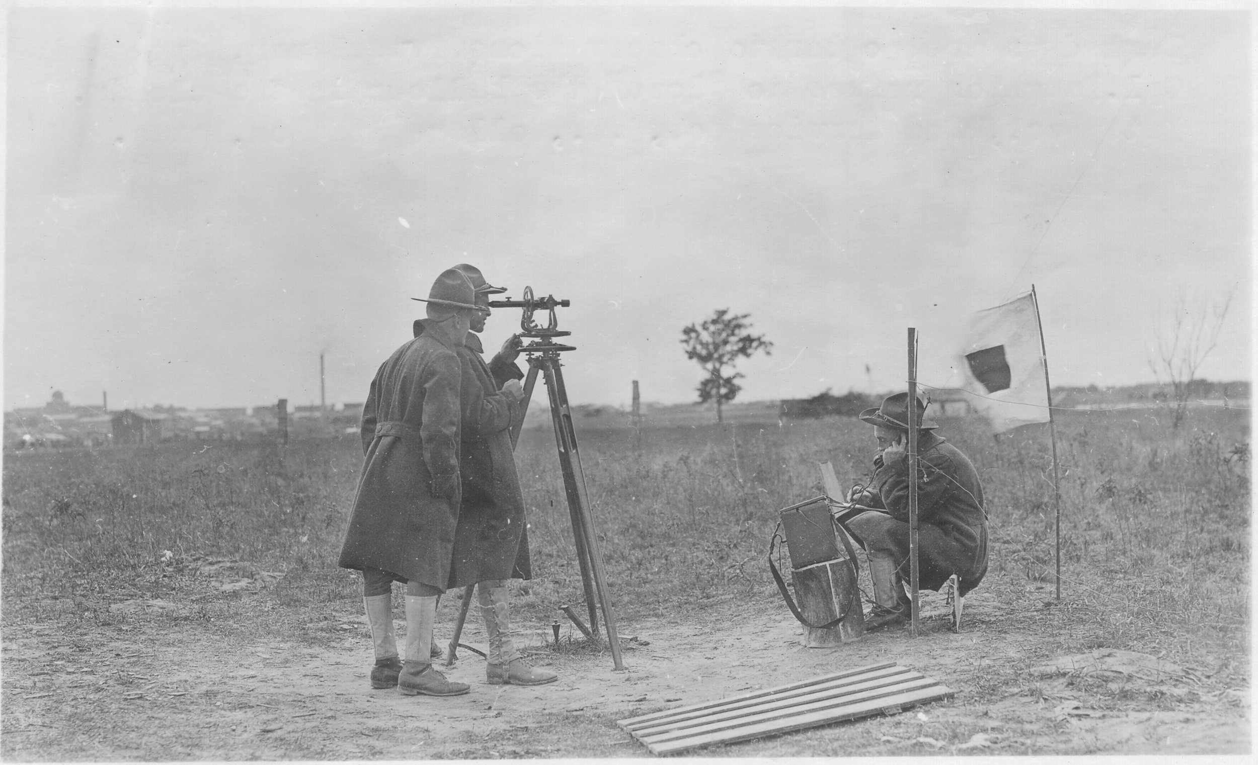 Privates Bauer and Keyte prepare to use a theodolite to track a weather balloon. Photo by A.W. Atkinson, US Army Signal Corps. Courtesy of the US Army Heritage and Education Center, Carlisle, PA.