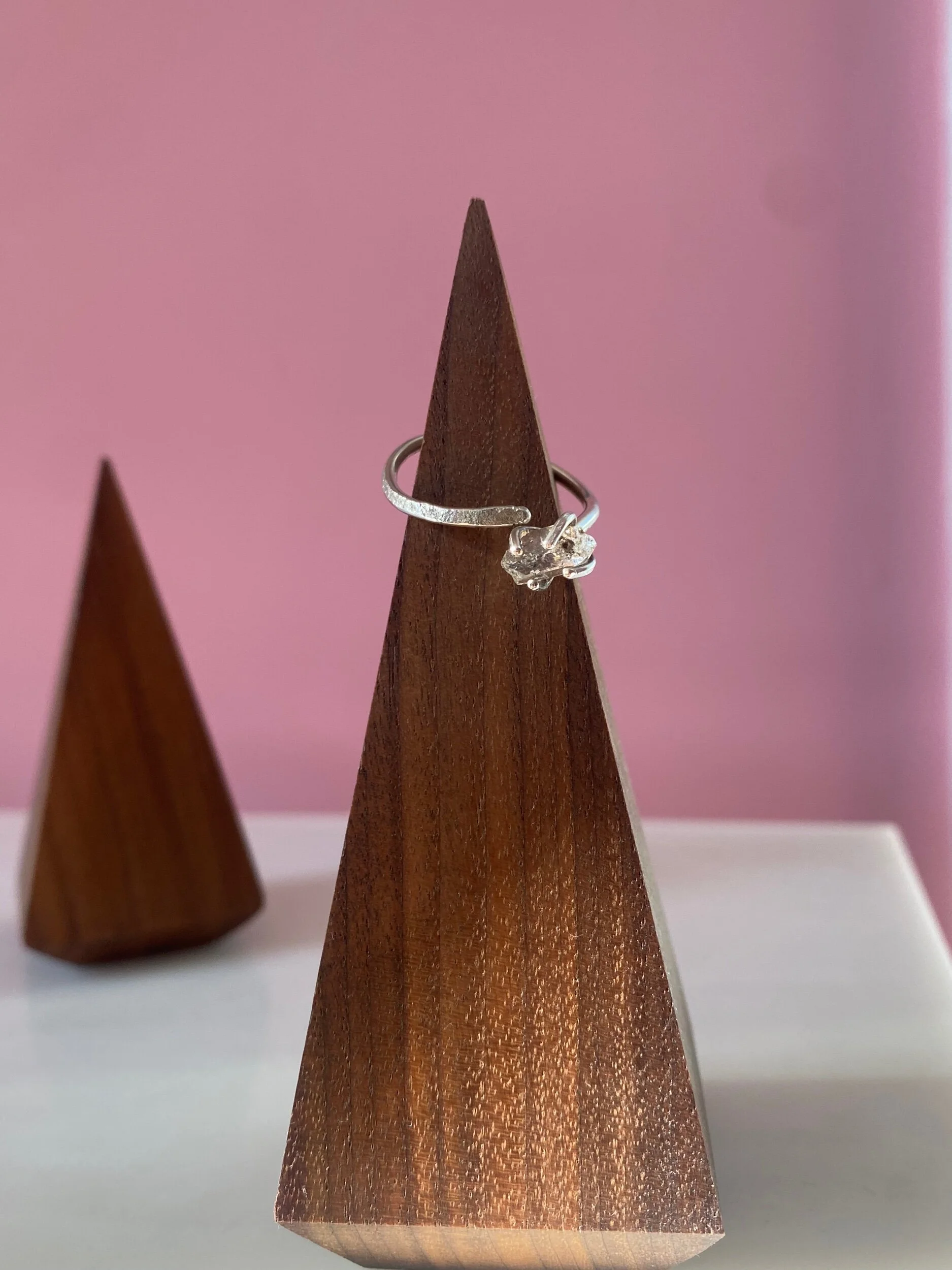 77DC97BD-04B3-4CAA-8FA9-AB50E8CF5C8D