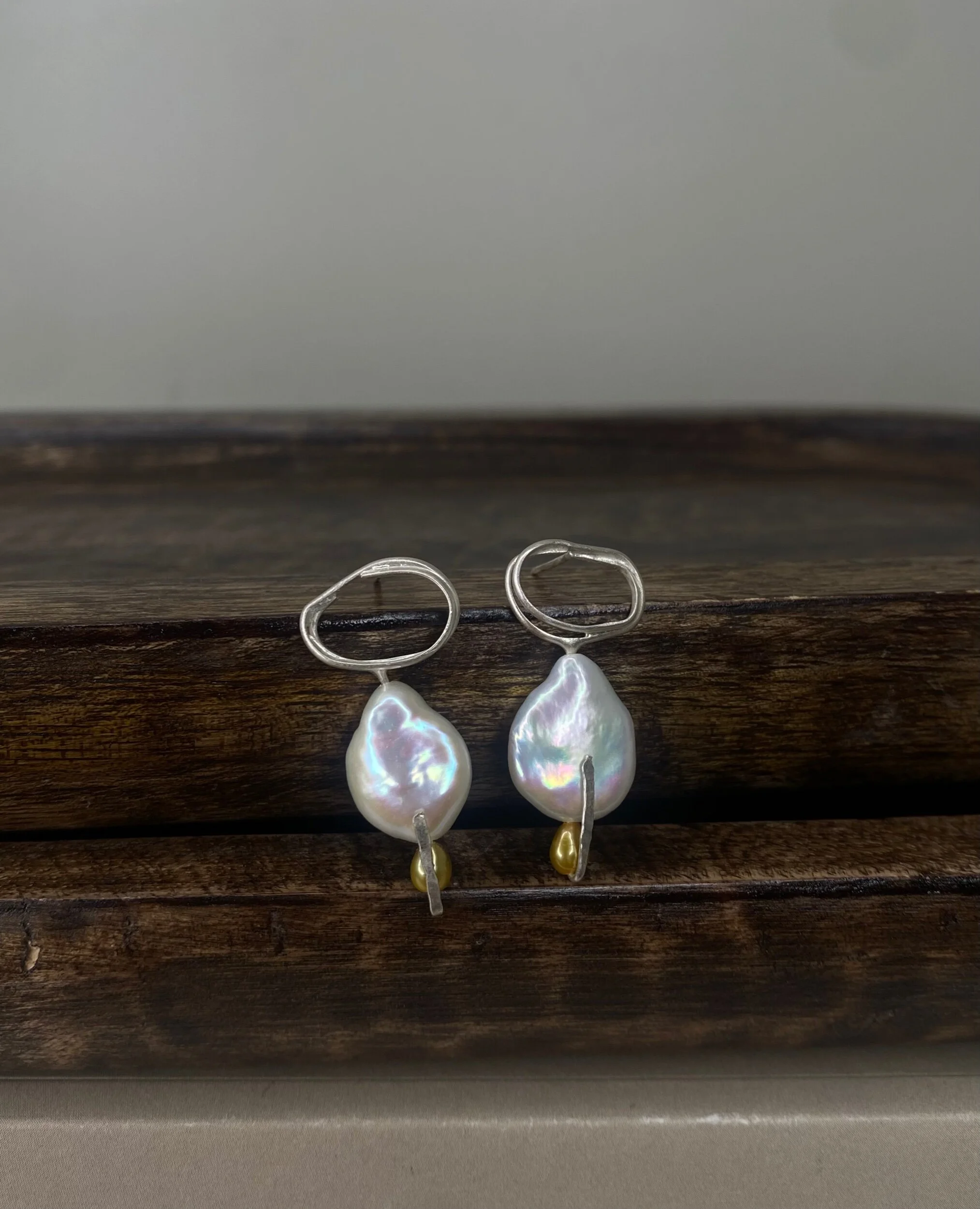 7116FB17-45D3-4272-BE22-3393CD2BE015