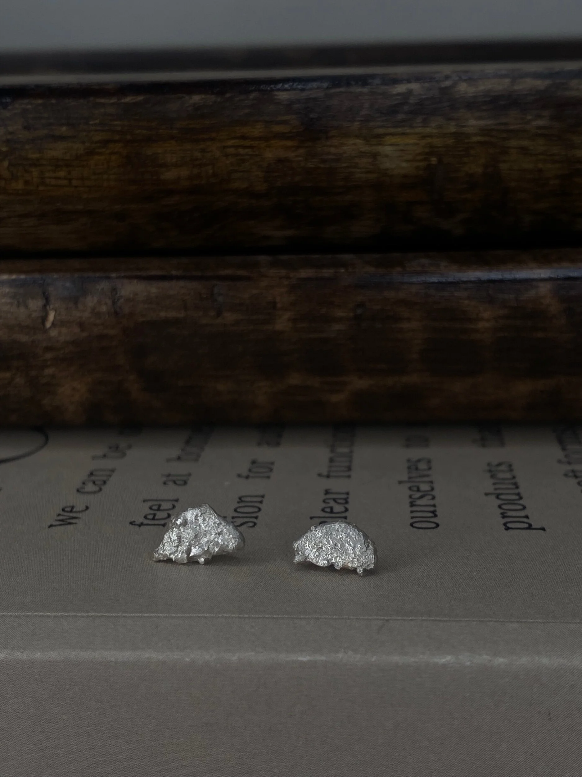 D275FE06-04FB-4093-BB9C-7F3C3FB490FF