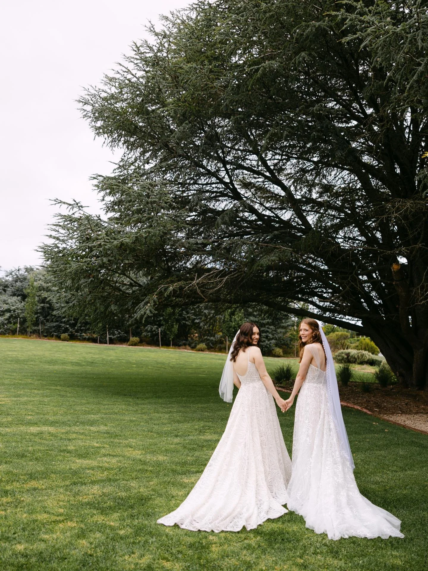 G&rsquo;day LOVERS! Getting married? You&rsquo;ve come to the right place! ❤️&zwj;🔥

I want you to think forward... to the years ahead of now... How are you going to remember your wedding day?

You deserve quality professional photographs to documen