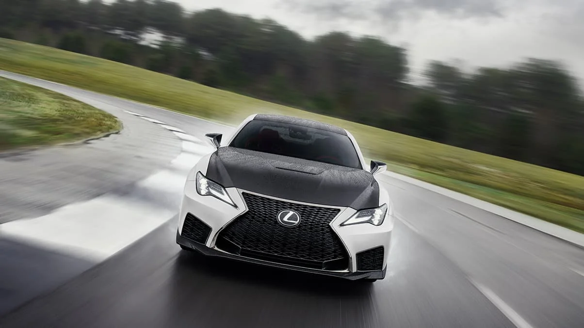 © Lexus