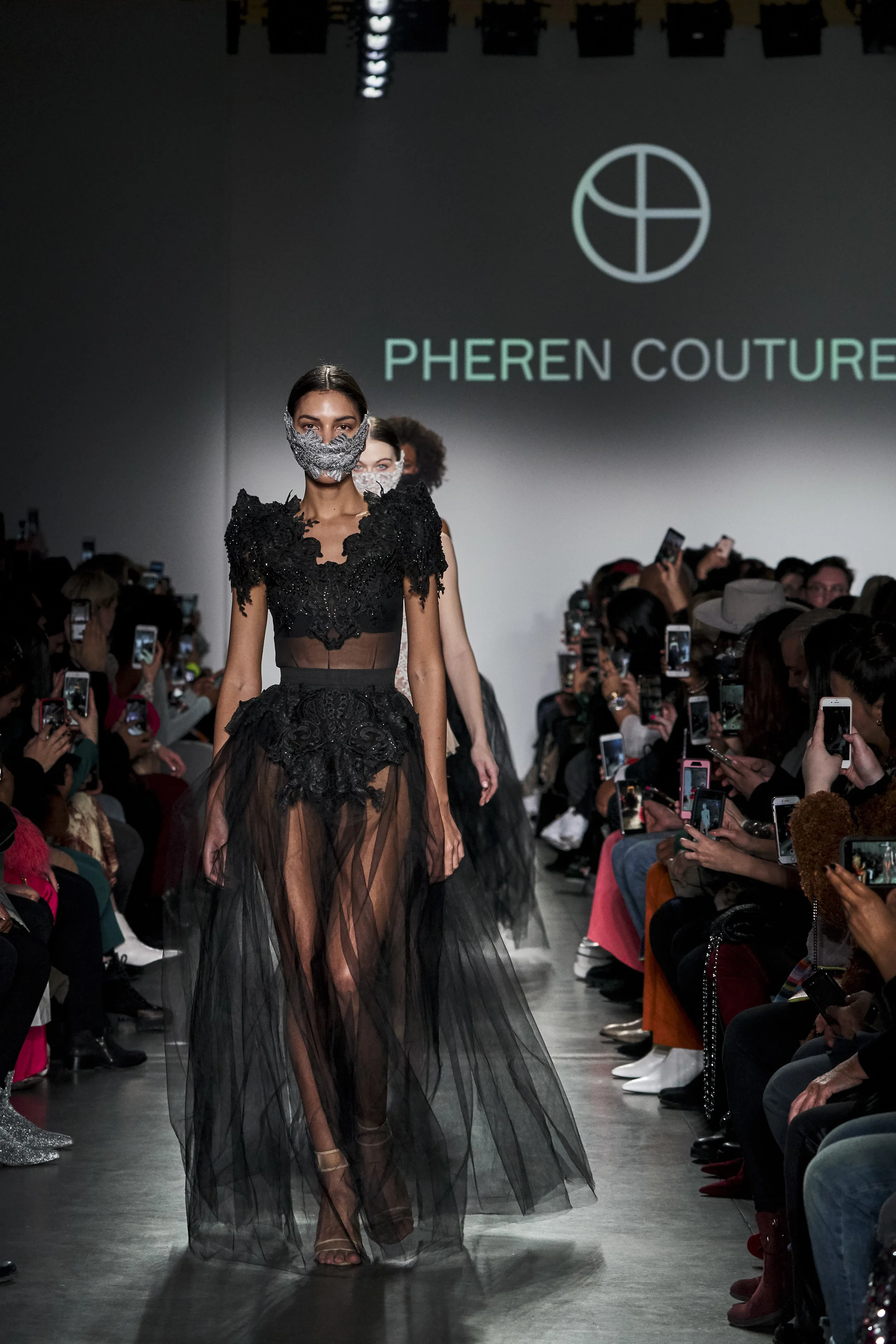 Pheren Couture RF19 1229.jpg