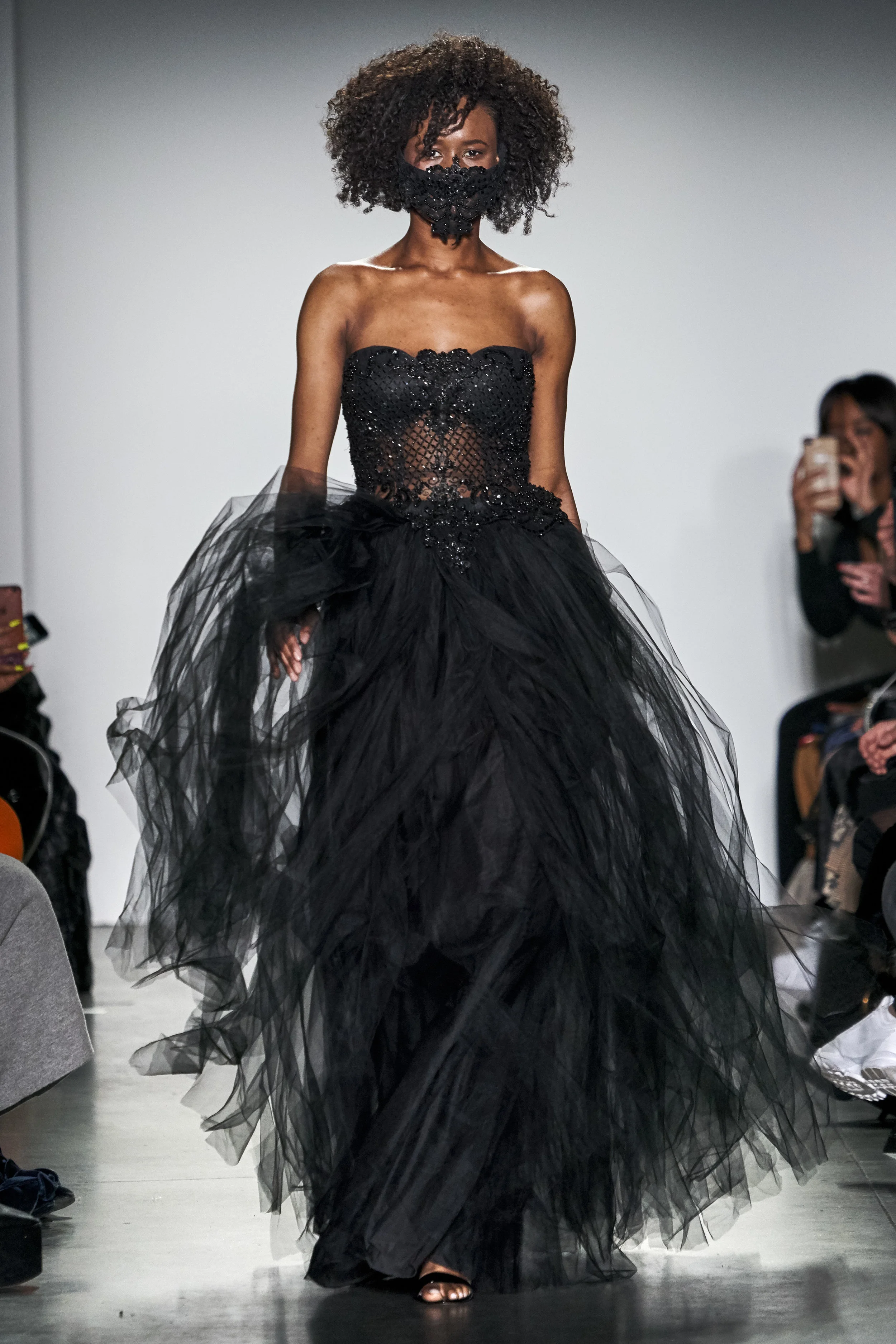 Pheren Couture RF19 1126.jpg