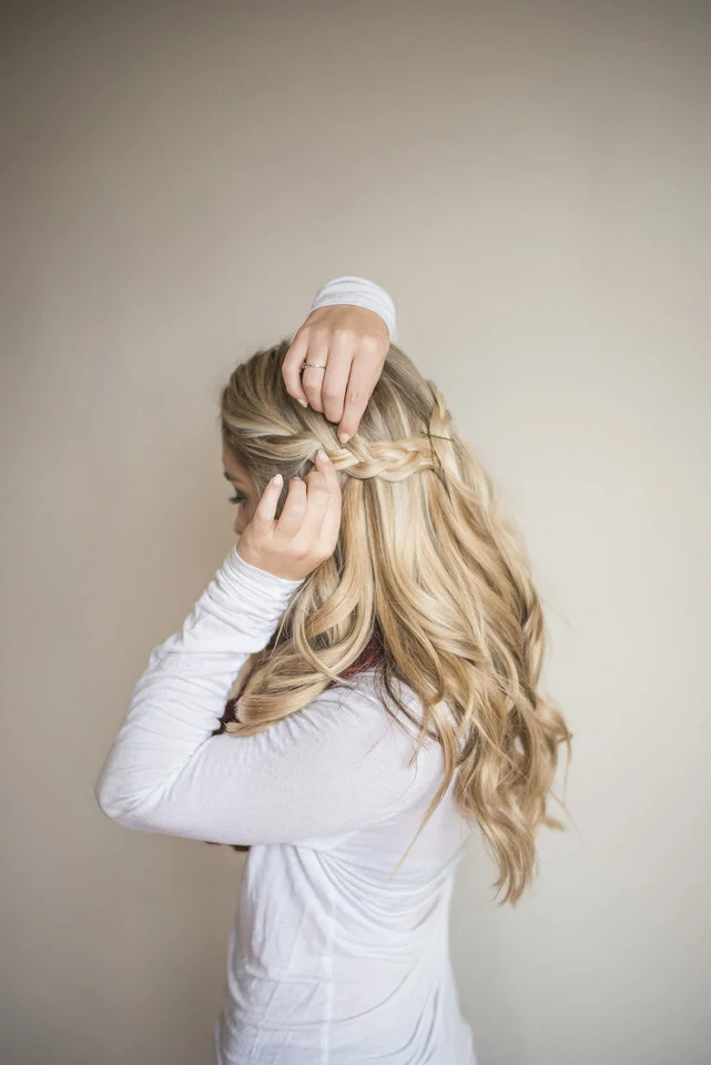 How to: Easy Half-Up Braid