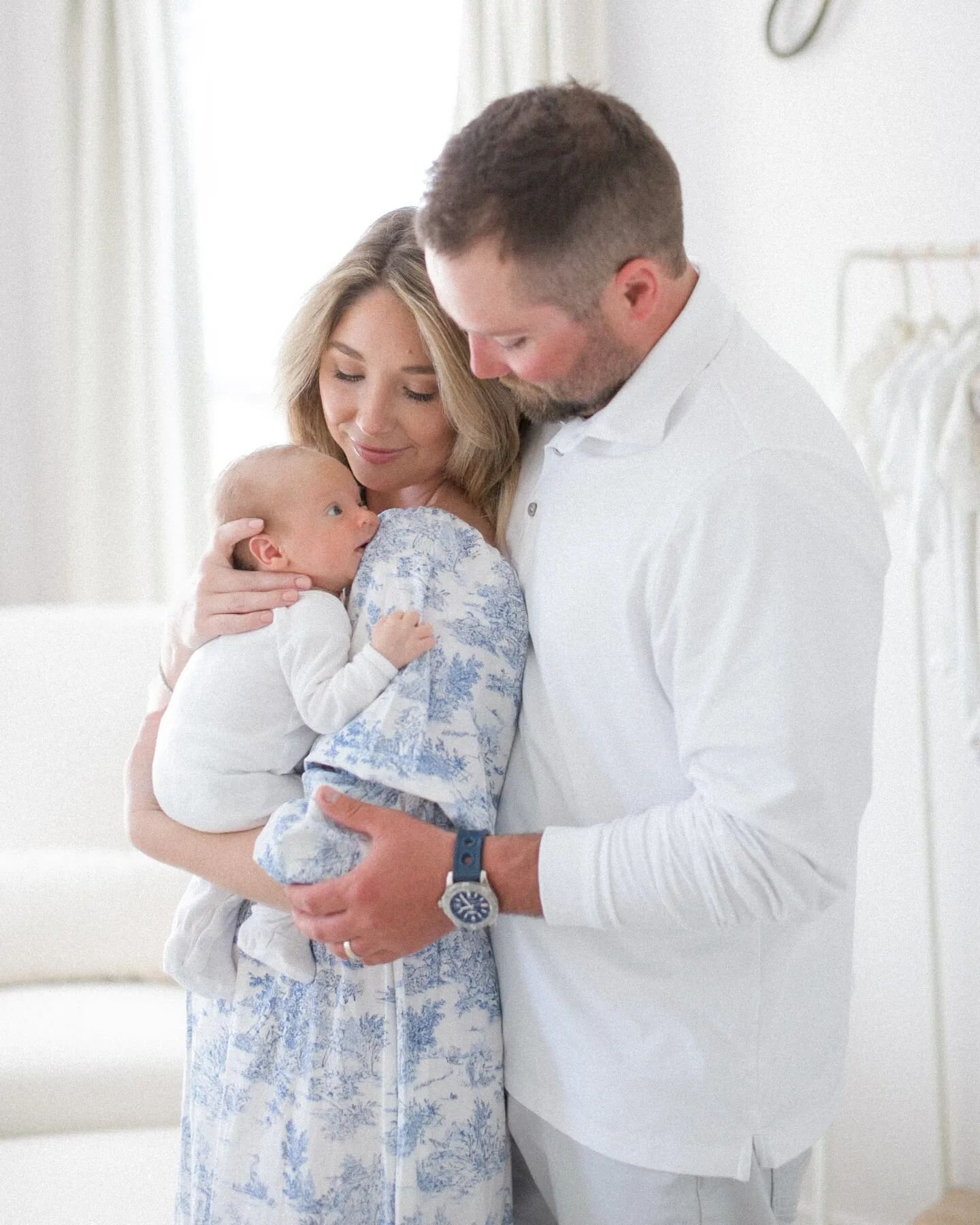 The Hartmans 3.26.23

Thank you @alisandraphoto for capturing our new little family and helping us remember this special season, chaos and all 🤍

#newbornphotoshoot #newbornphotos #newbornsession #newbornphotography #twoundertwo #twoundertwomom #boy