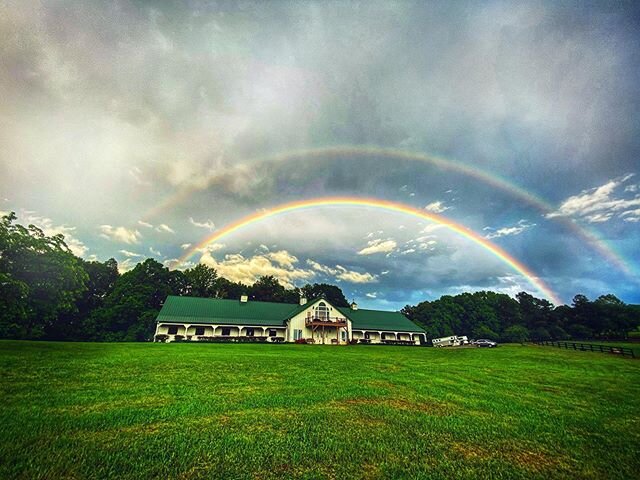 &ldquo;Somewhere over the rainbow, skies are blue, and the dreams that you dare to dream, really do come true.&rdquo;🎶🎶 #inspiration #choosejoy #findyourself #dontletthemtameyou #thankfulgratefulblessed #liveyourfairytale #dreambig #findjoy #happin