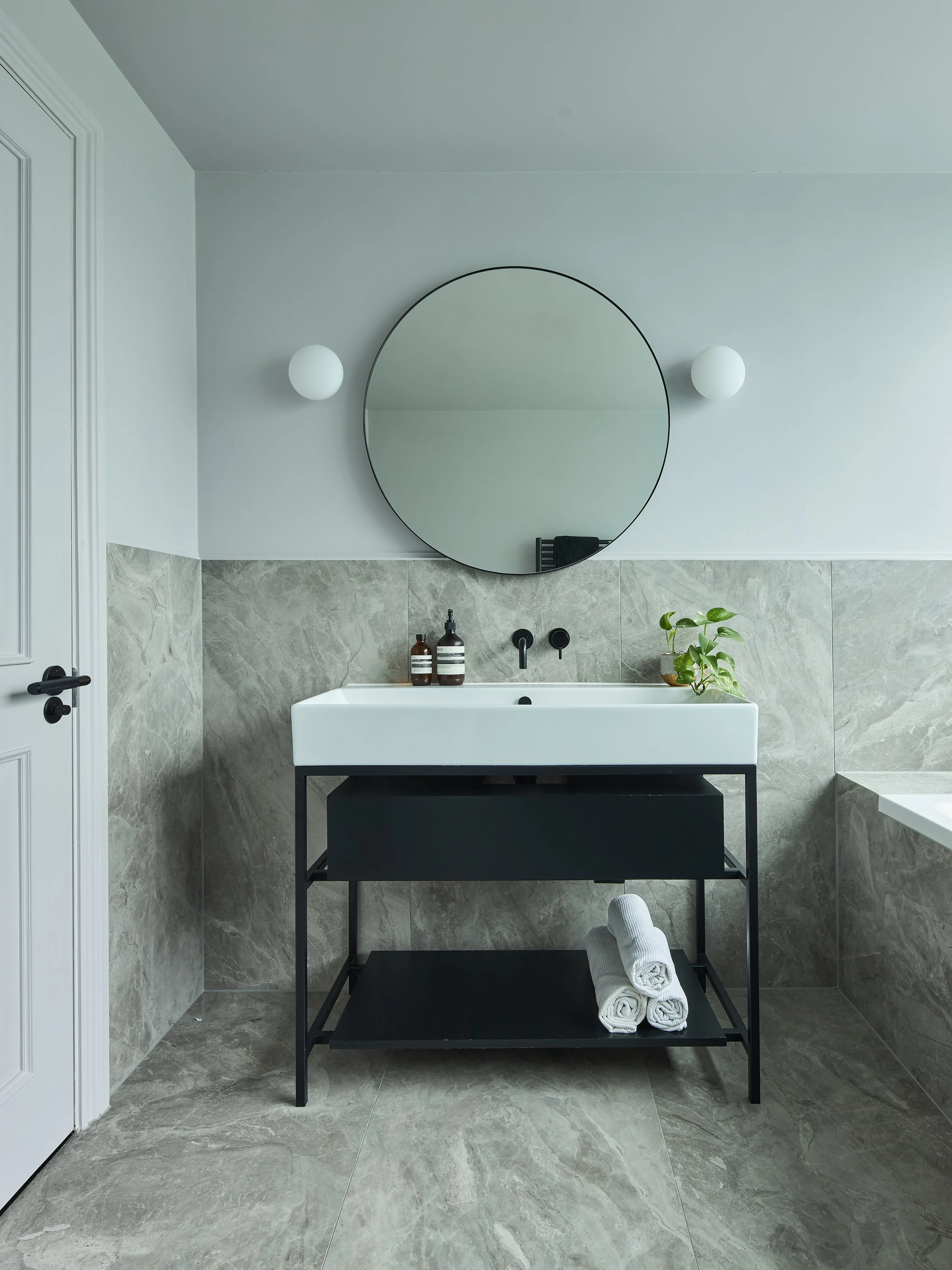 VEVES interior design — An Artist's House