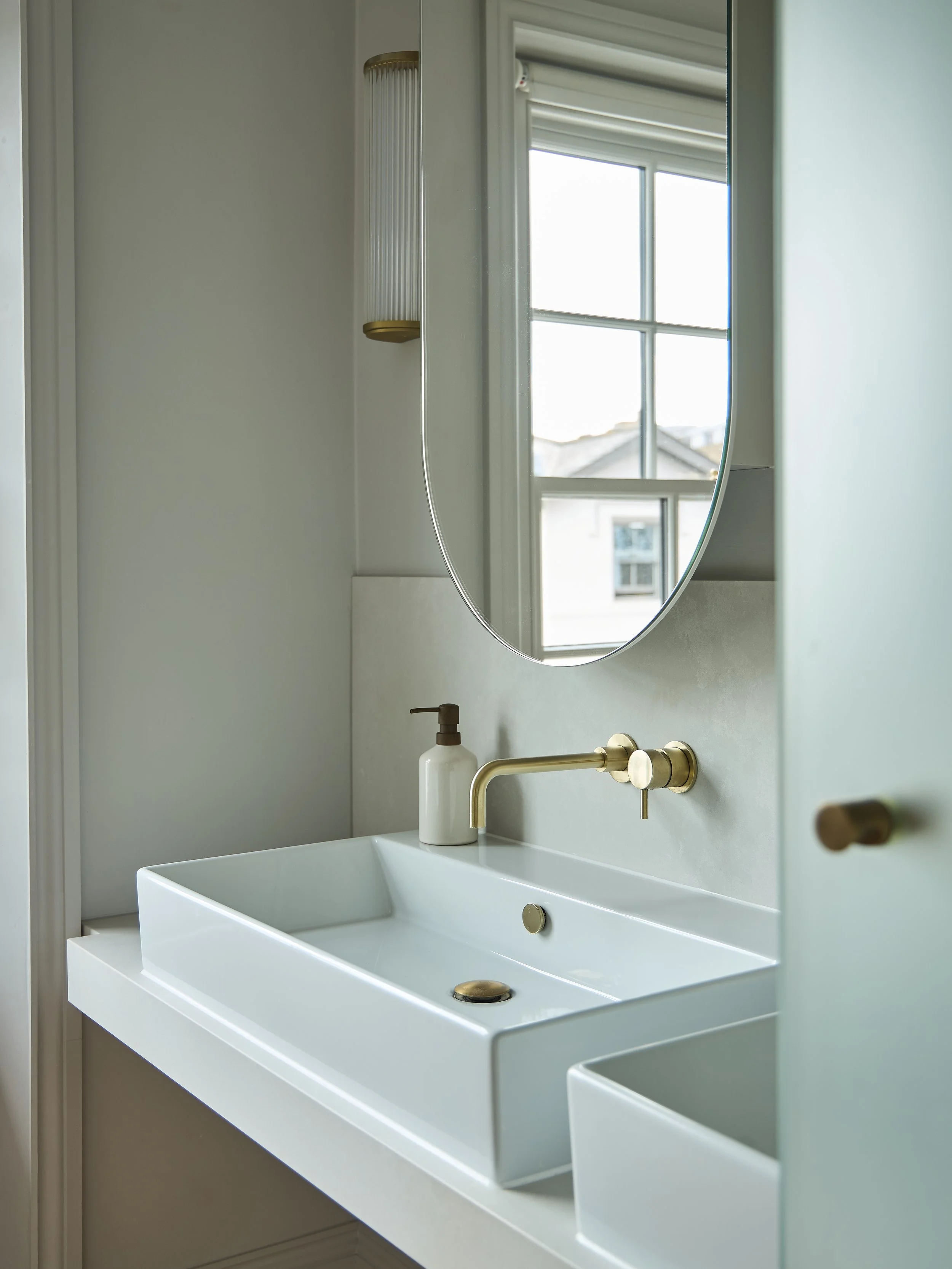 VEVES interior design — An Artist's House