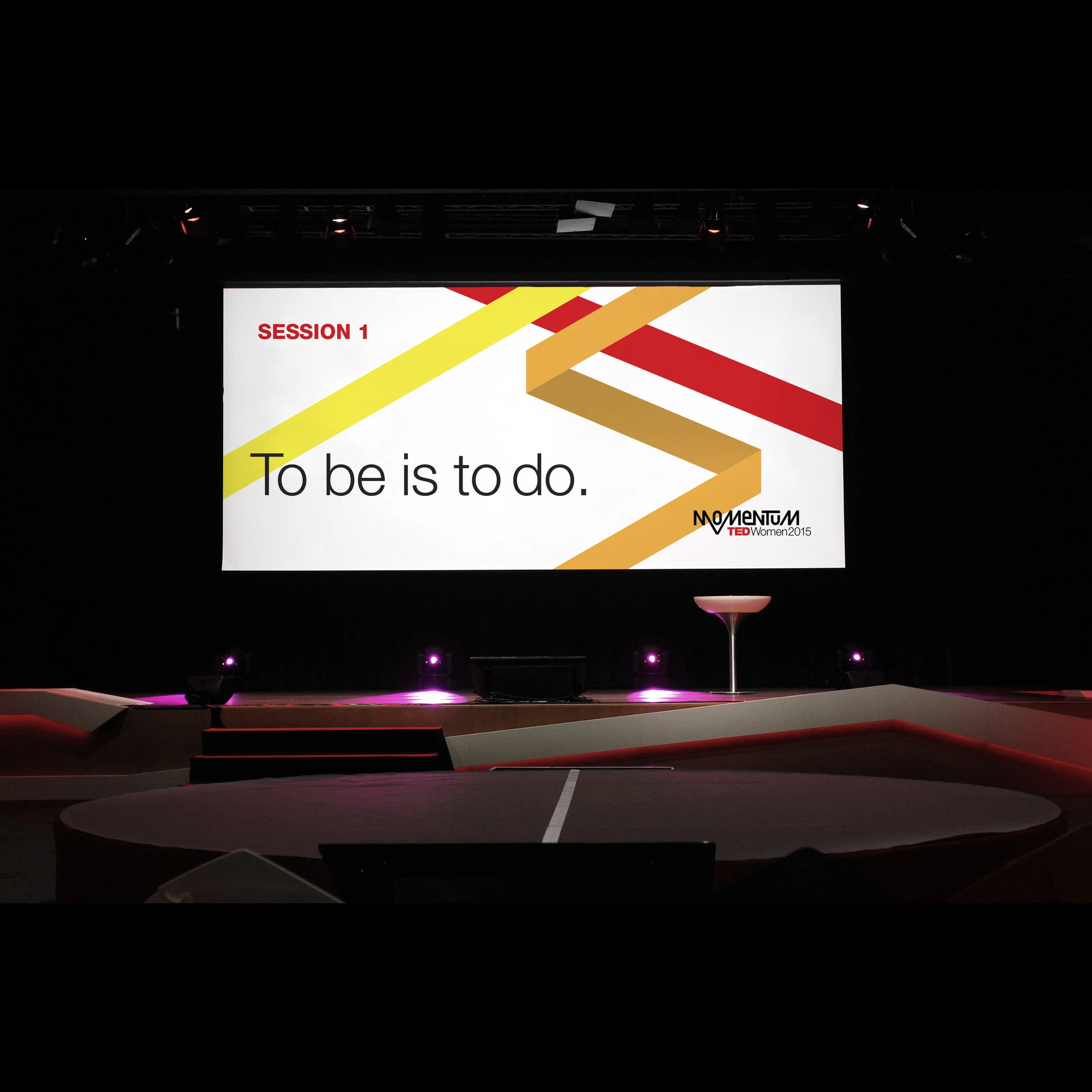 TED_stage_01.jpg