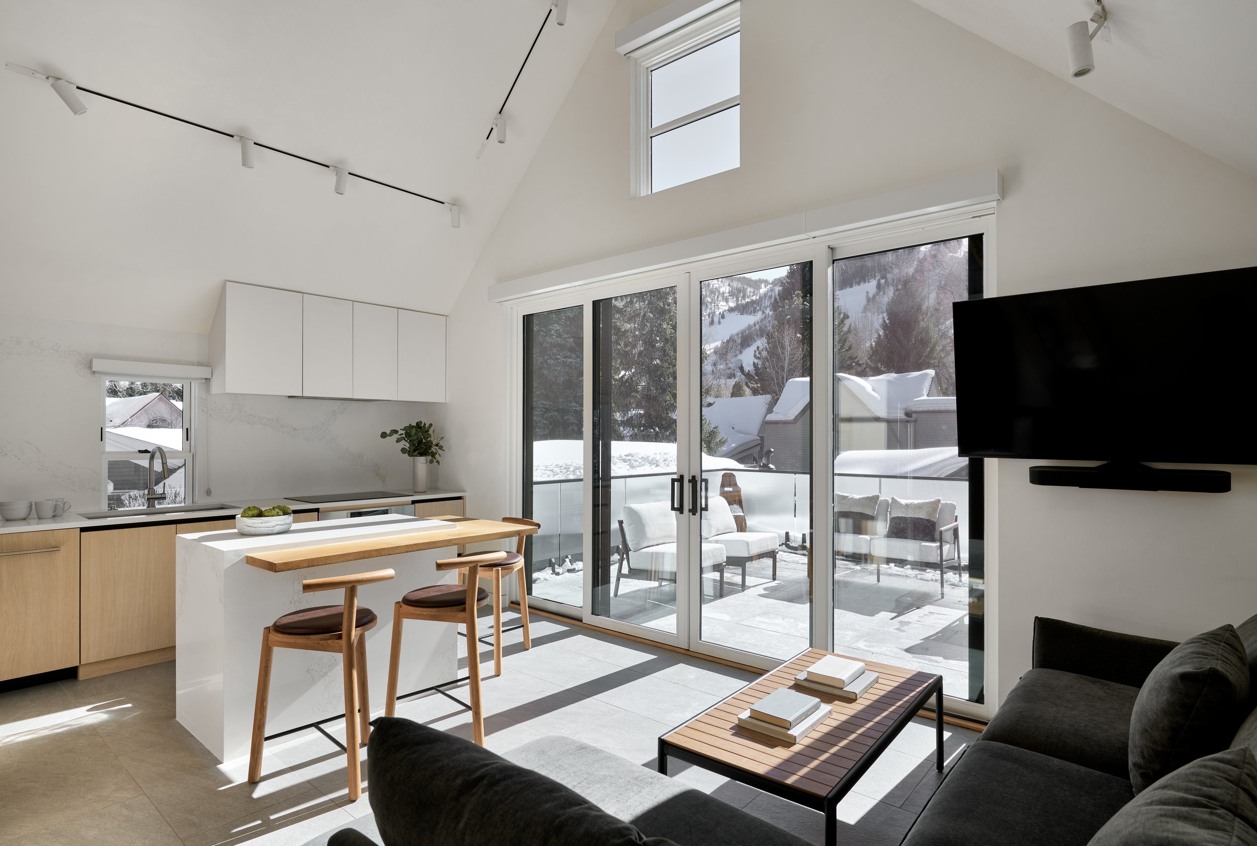 Dupps_211WMainStreet_17.jpg