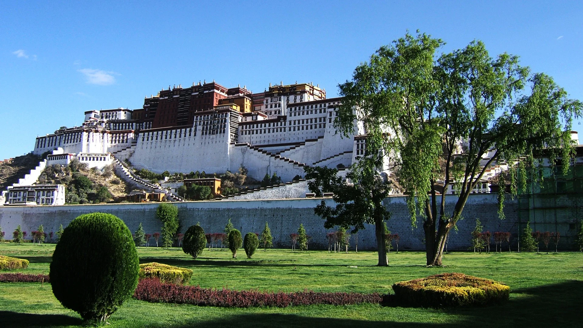 tibet-potala.jpg