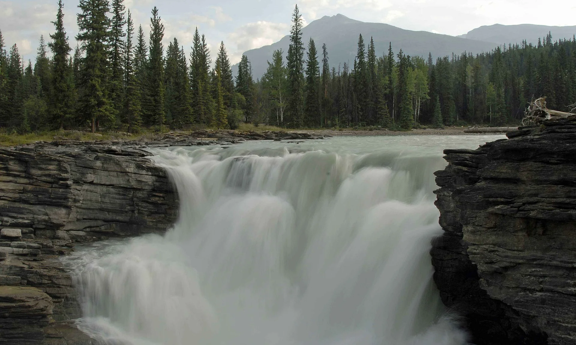 athabasca-falls.jpg