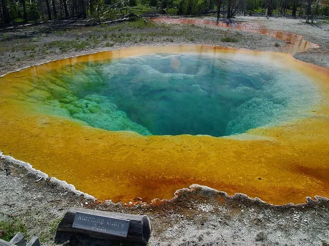 morning-glory-pool.jpg