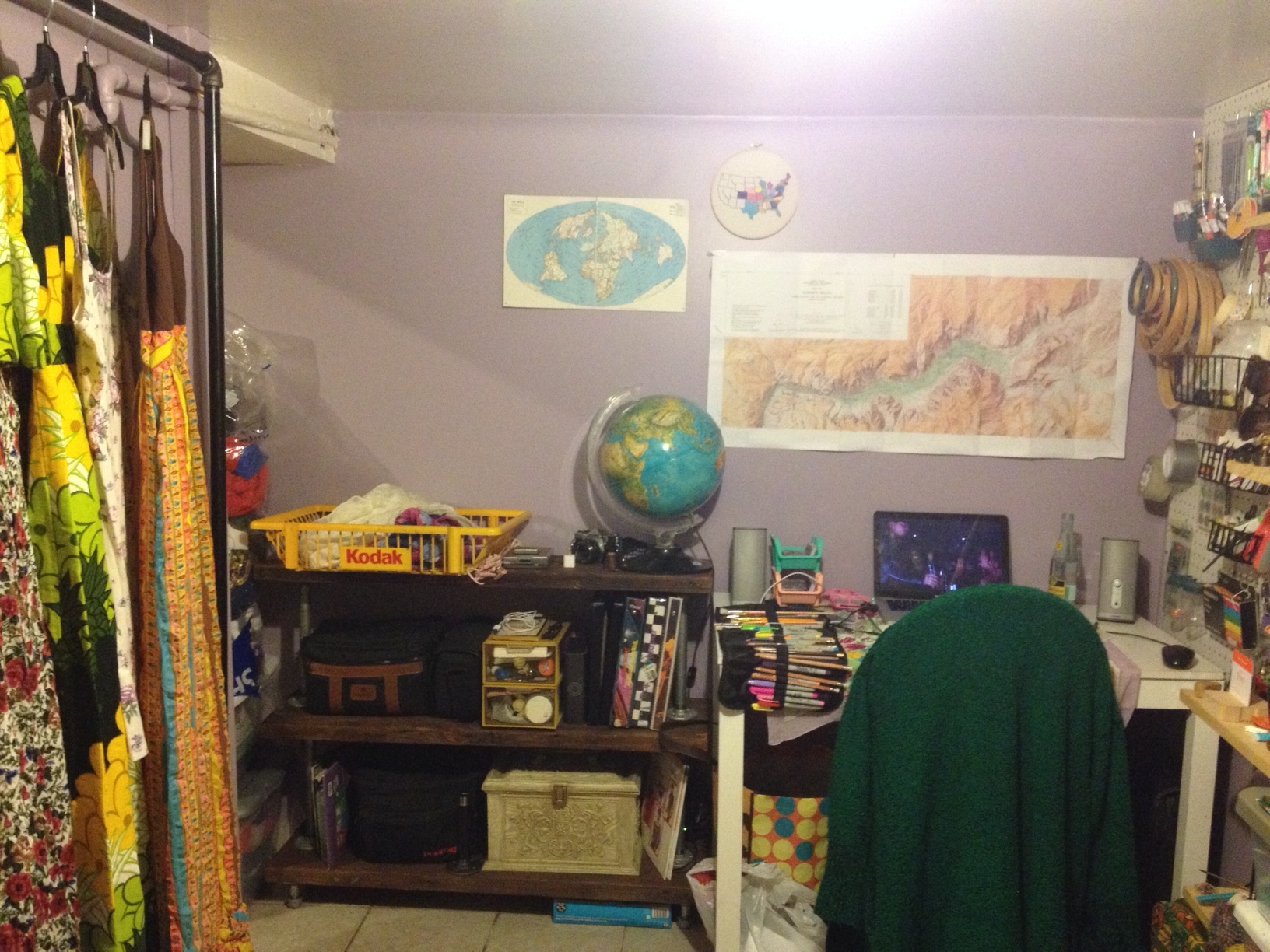  This is the small room of the basement apartment the shop was ran from in Humboldt Park, Chicago.&nbsp; 
