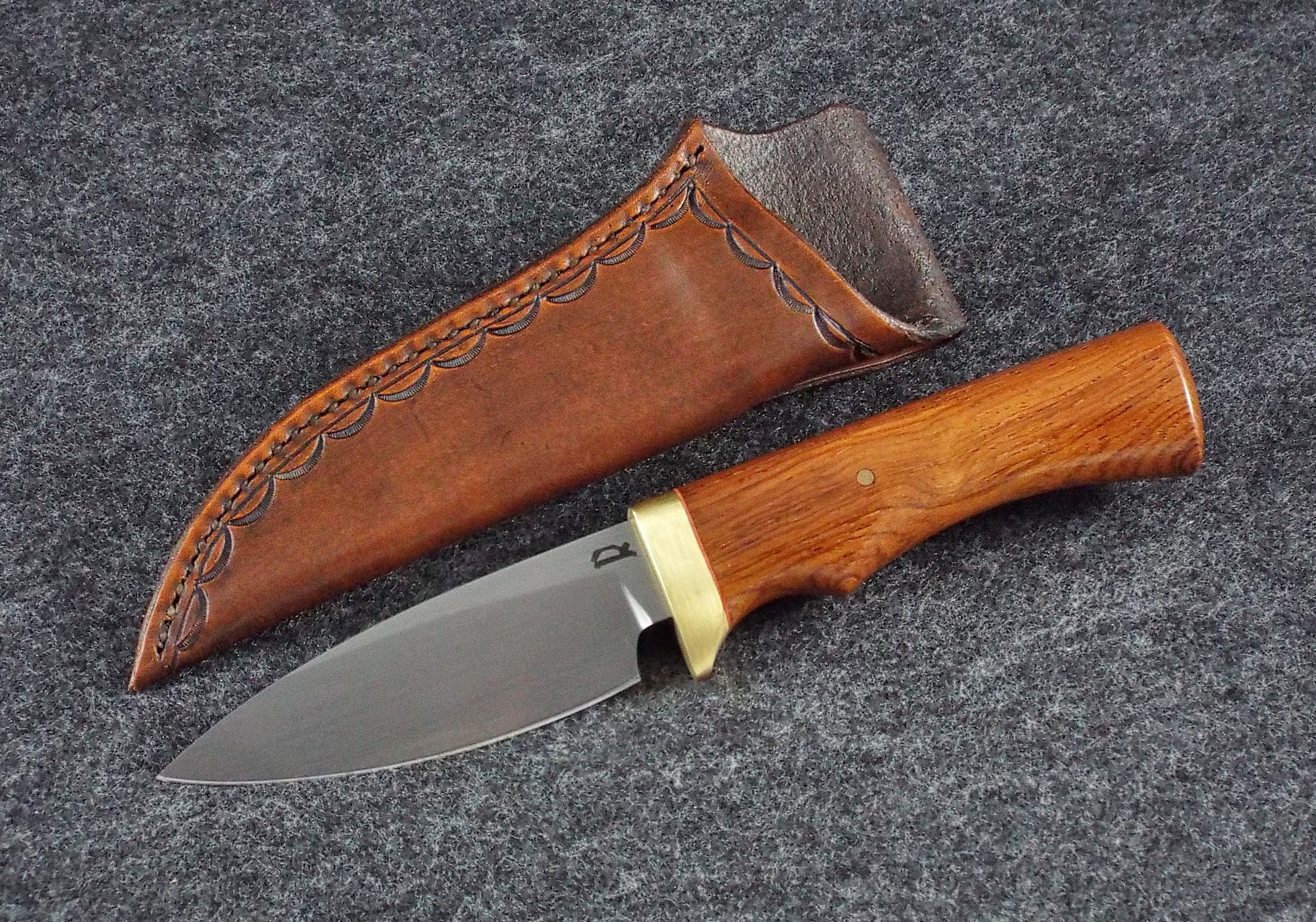 Drop Point Hunter Rosewood