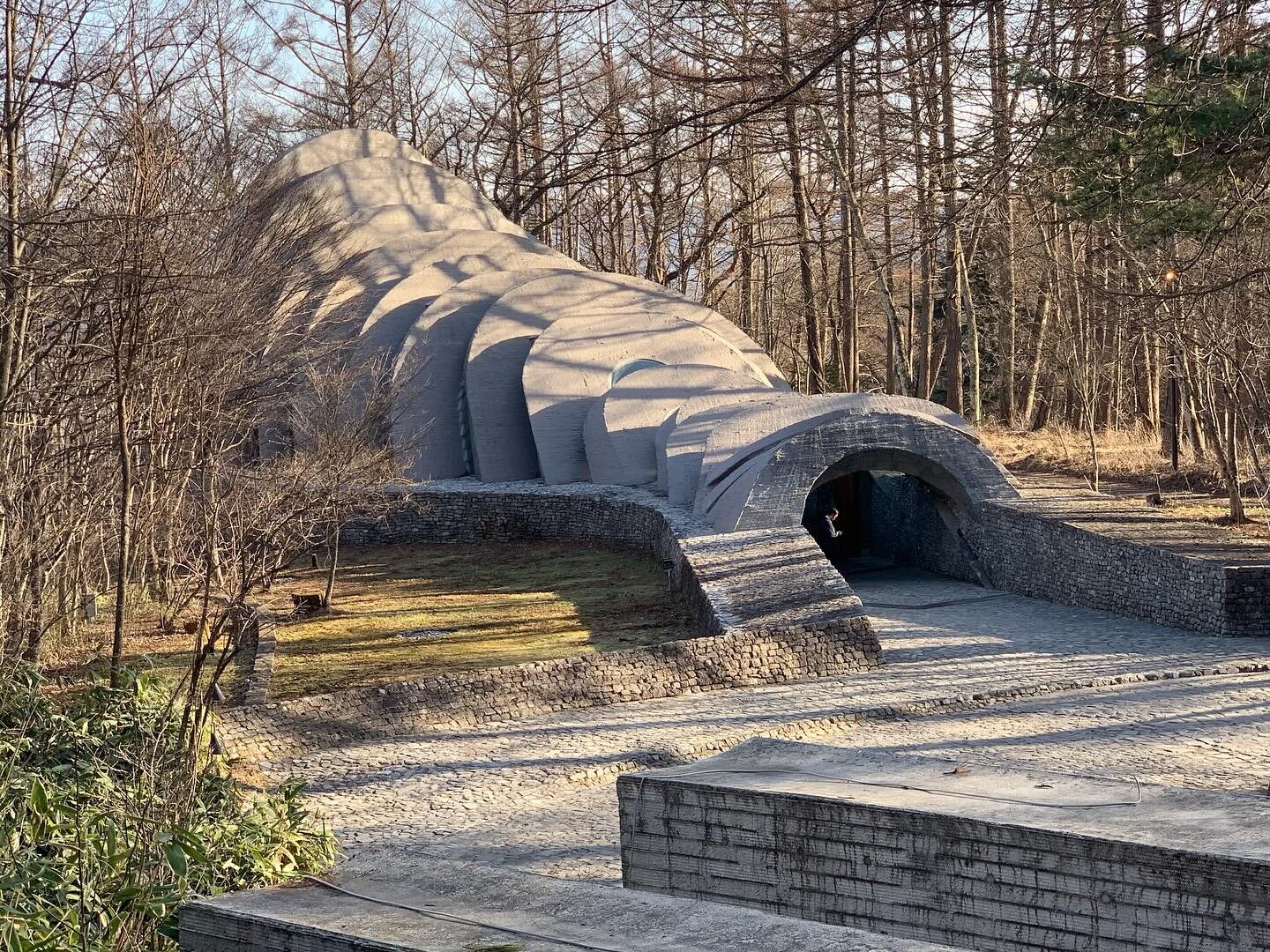 A special day visiting the Stone Church in Karuizawa by #kendrickkellogg architect #japanesearchitecture #stonechurch #karuizawa