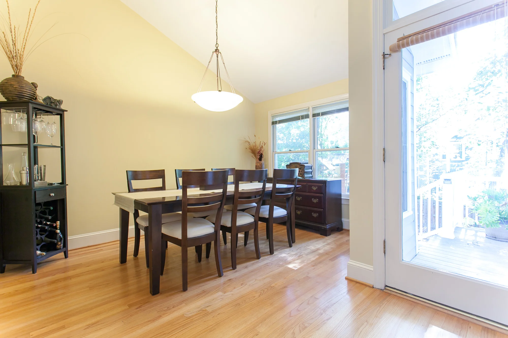 Dining Room.jpg