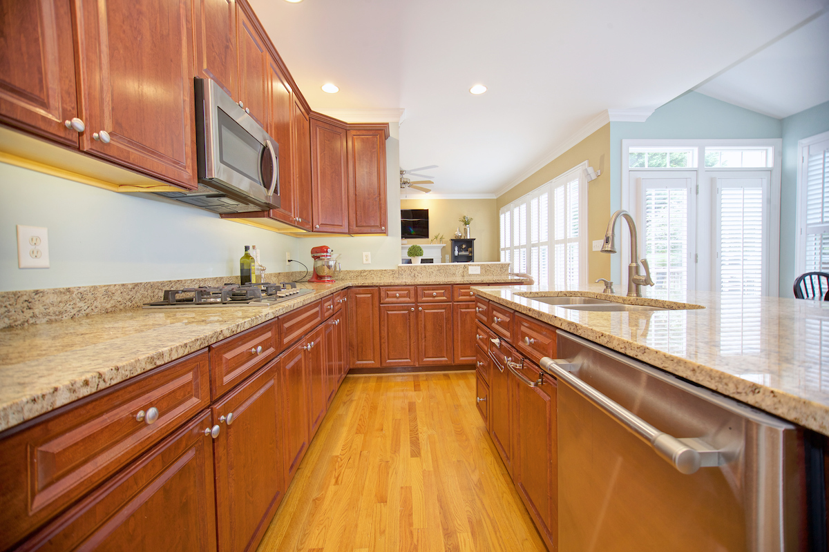 3905 Sterling17.jpg