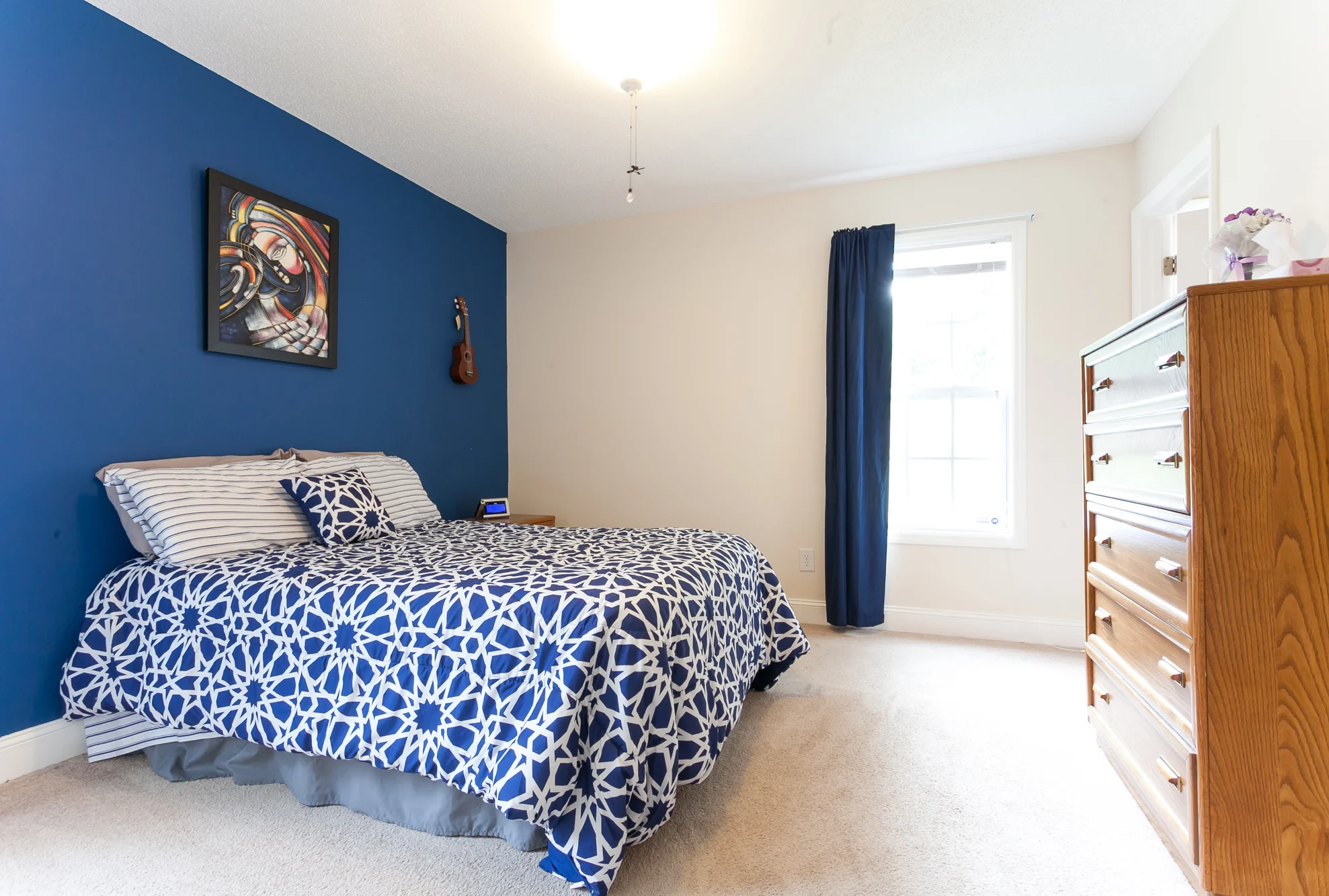 web2207NorthOakRidgeBlvd_019.jpg