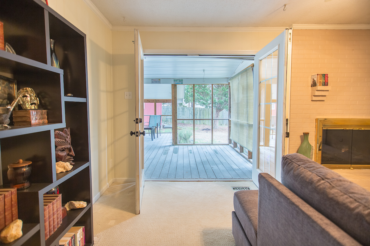 6506 Pondview Ln10.jpg