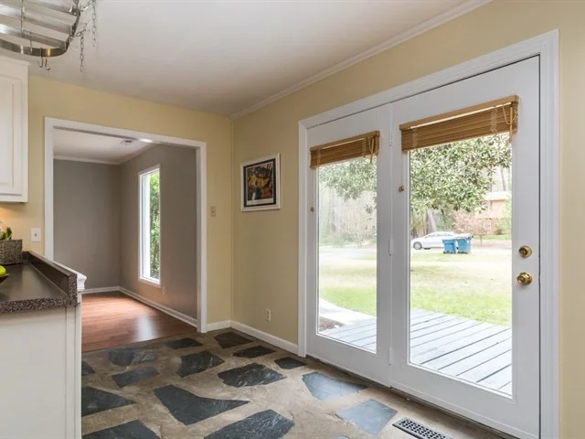 001_ Entry Foyer.jpg