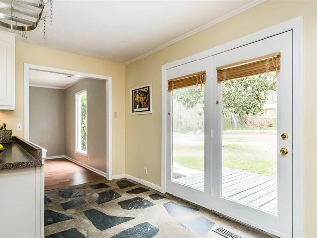 003_Entry Foyer.jpg