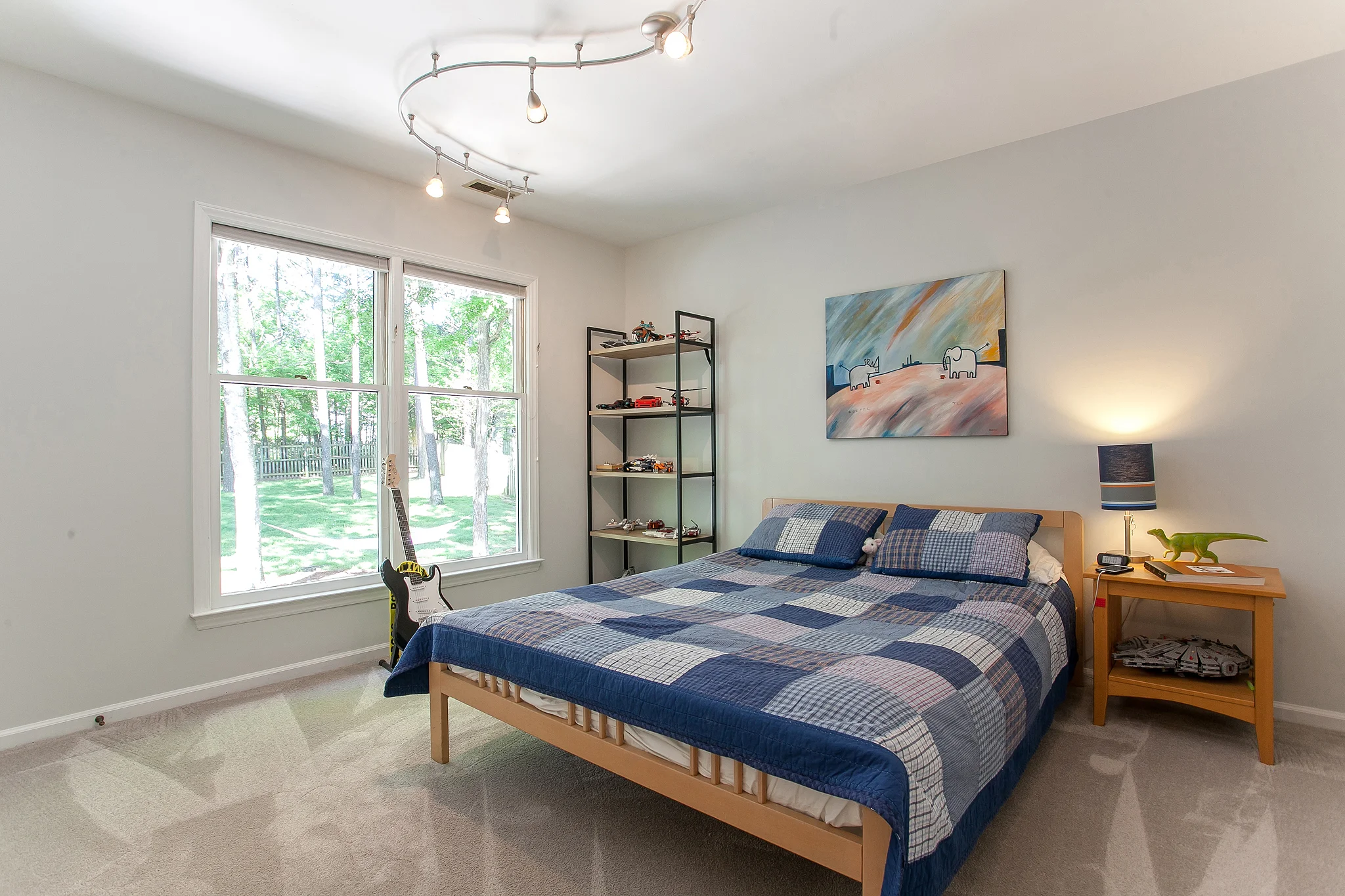Bedroom 2.jpg