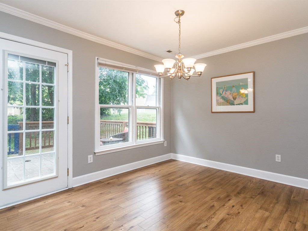 007_Dining Room .jpg