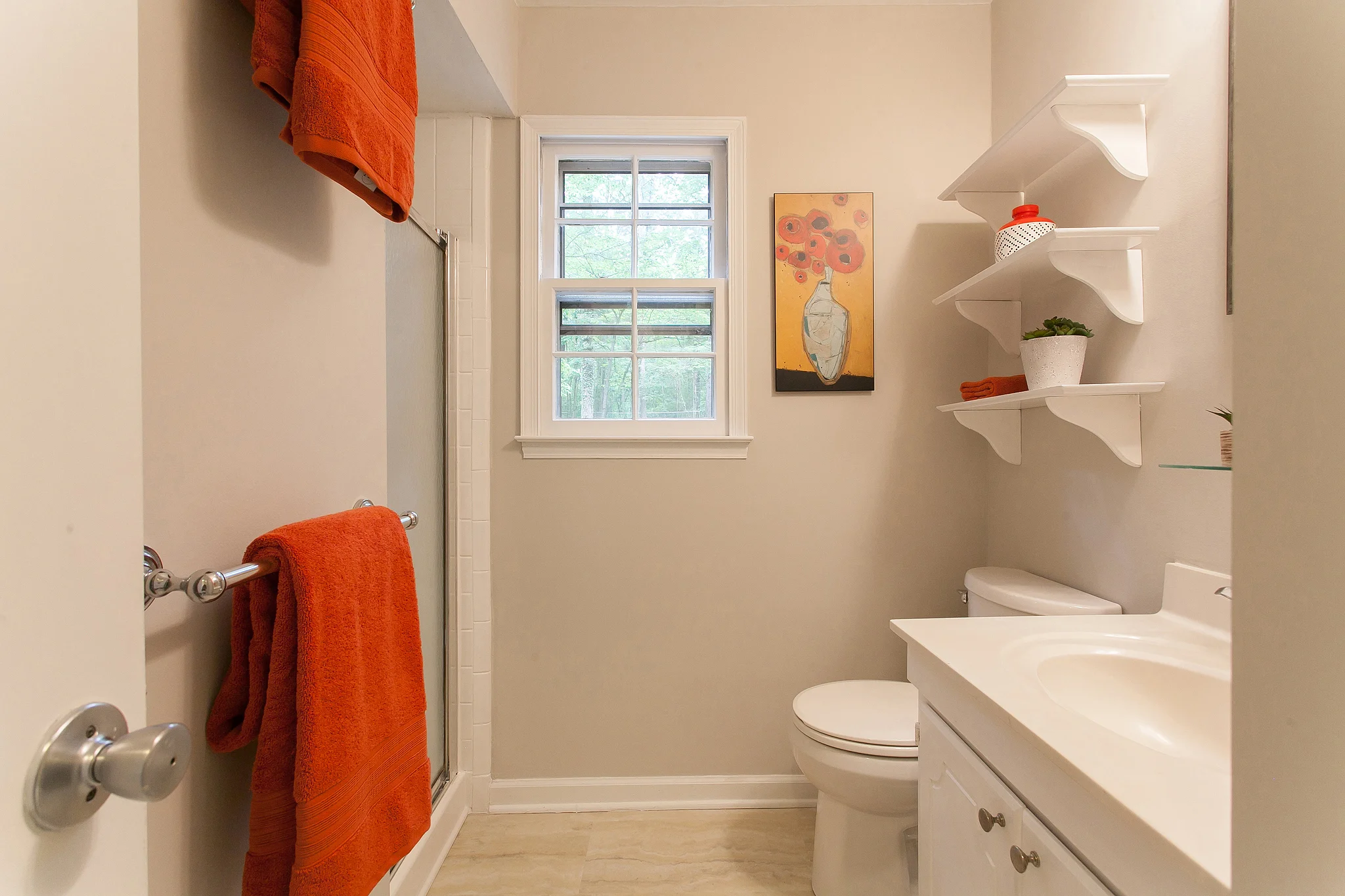 Master bathroom2.jpg
