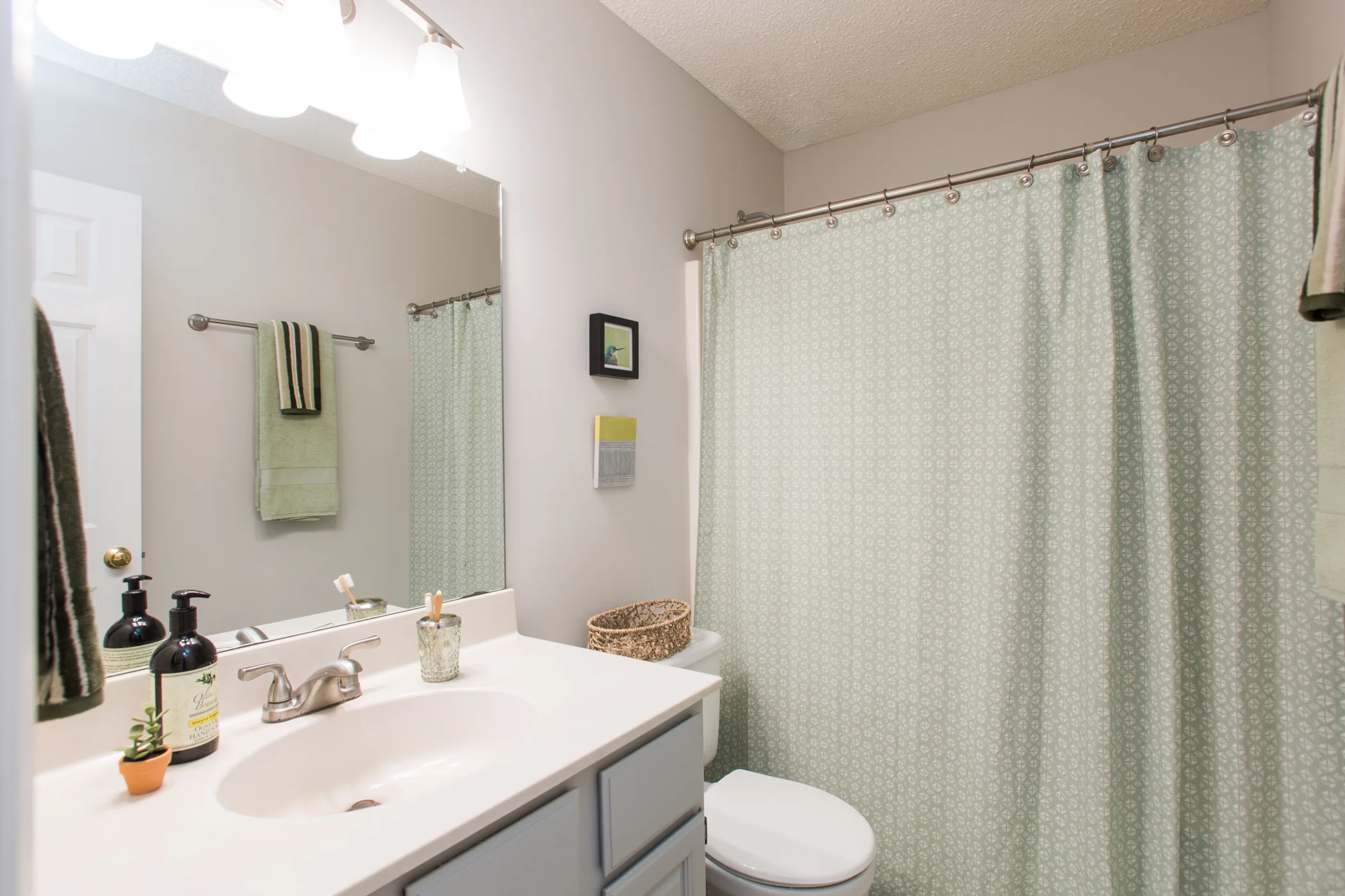 180531_AB_601ValleyRd_0060_mls-2.jpg