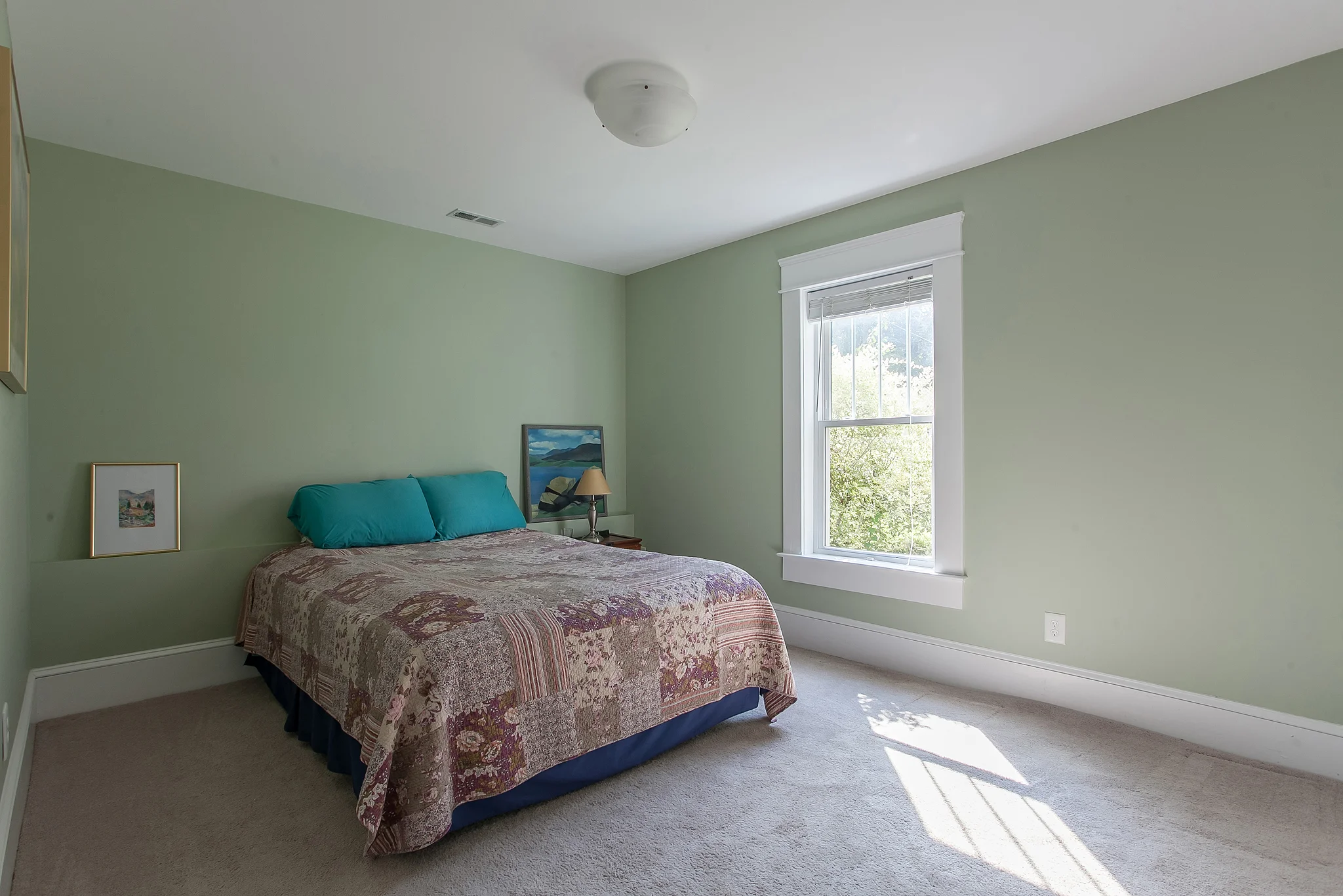 Bedroom 3.jpg