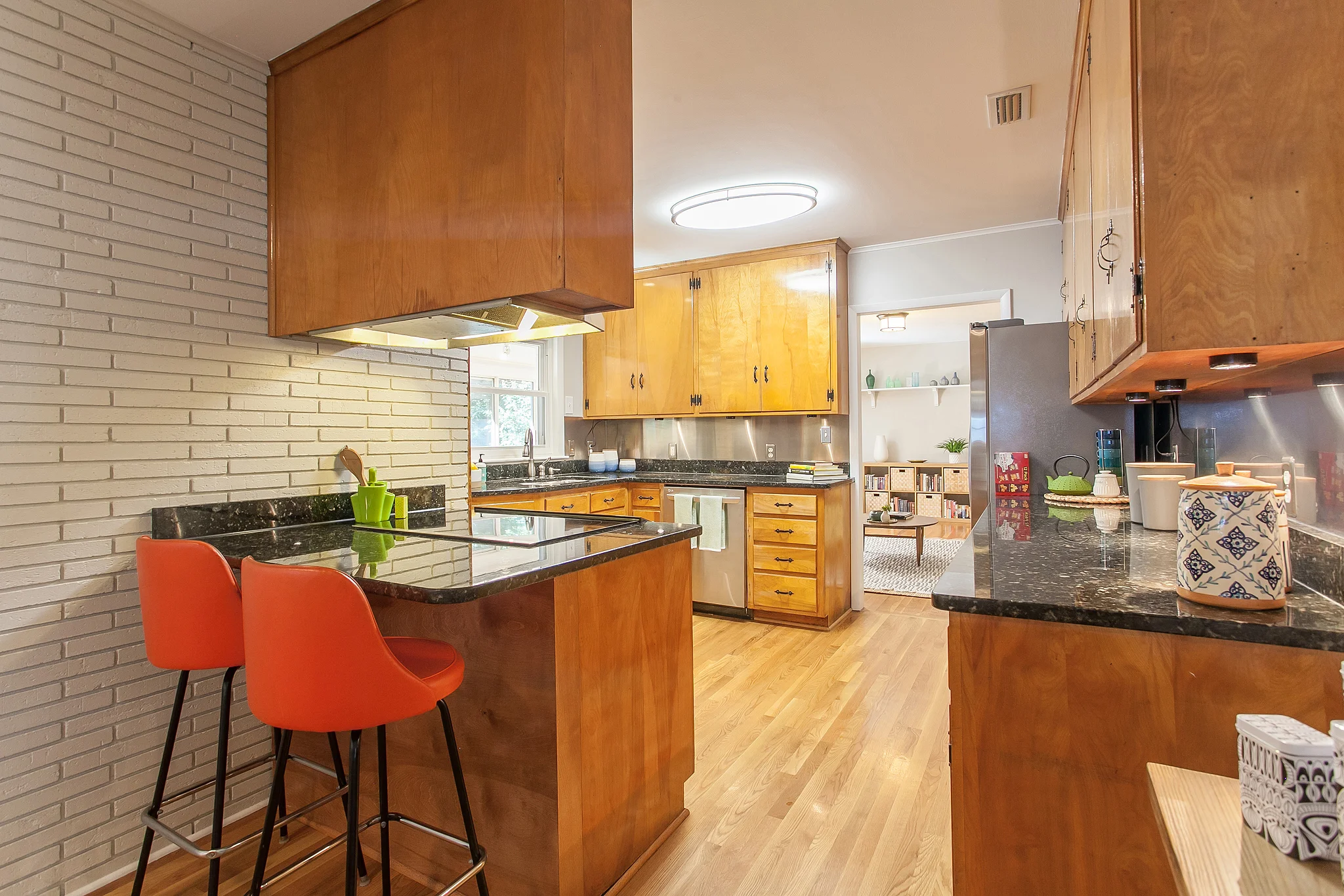 Kitchen1ALT.jpg