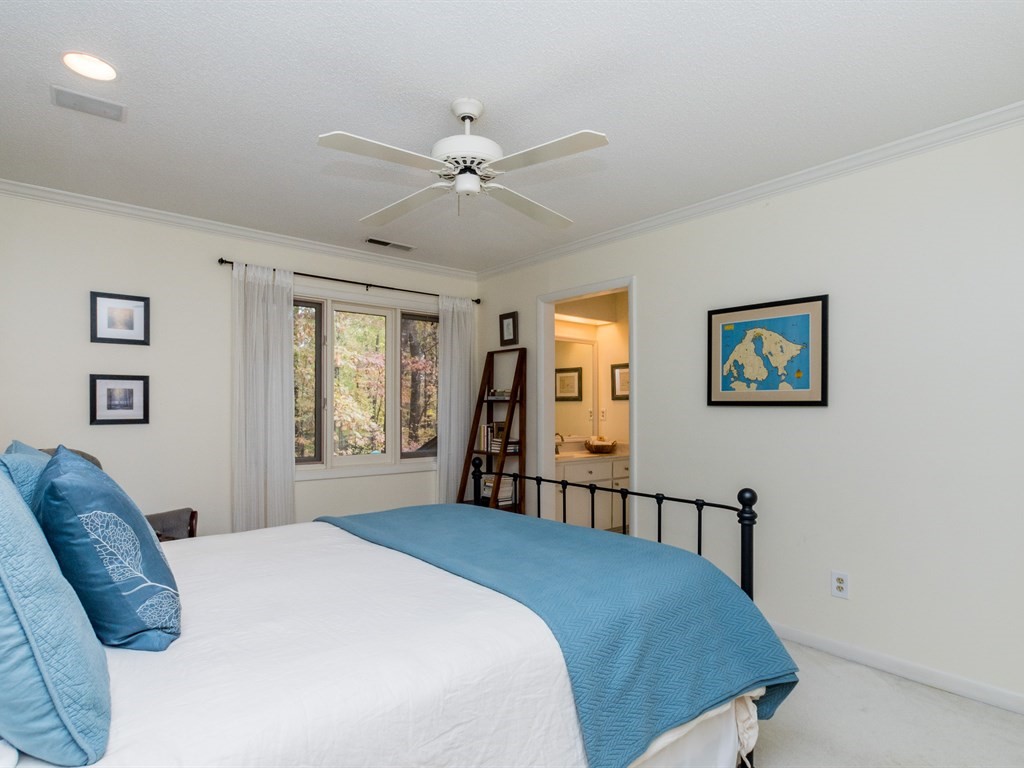 016_ Second Bedroom .jpg