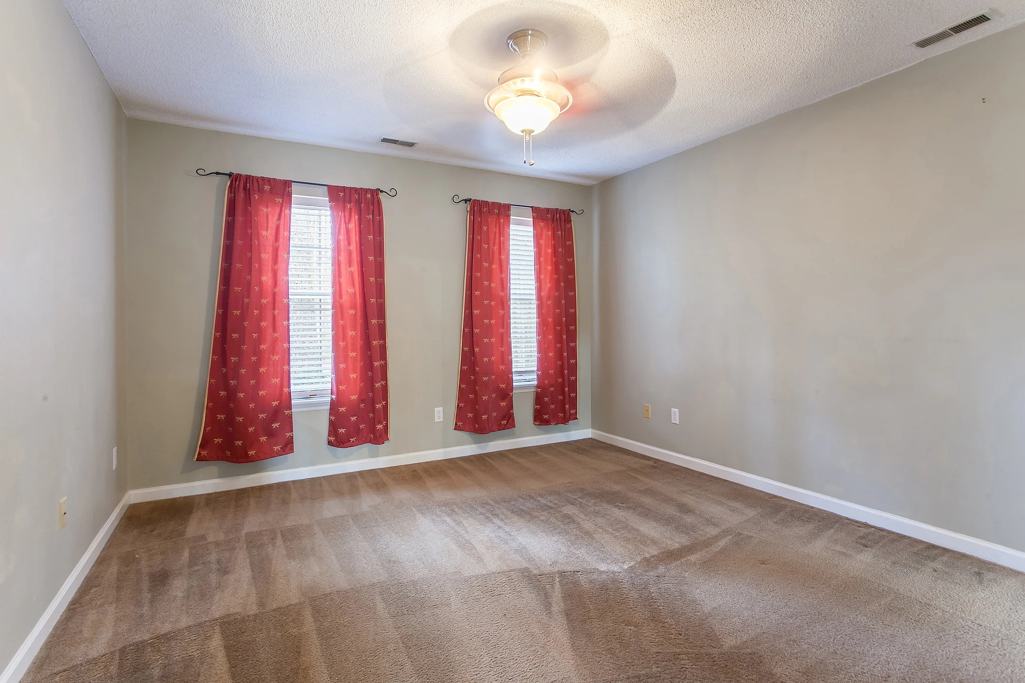 Master Bedroom.jpg