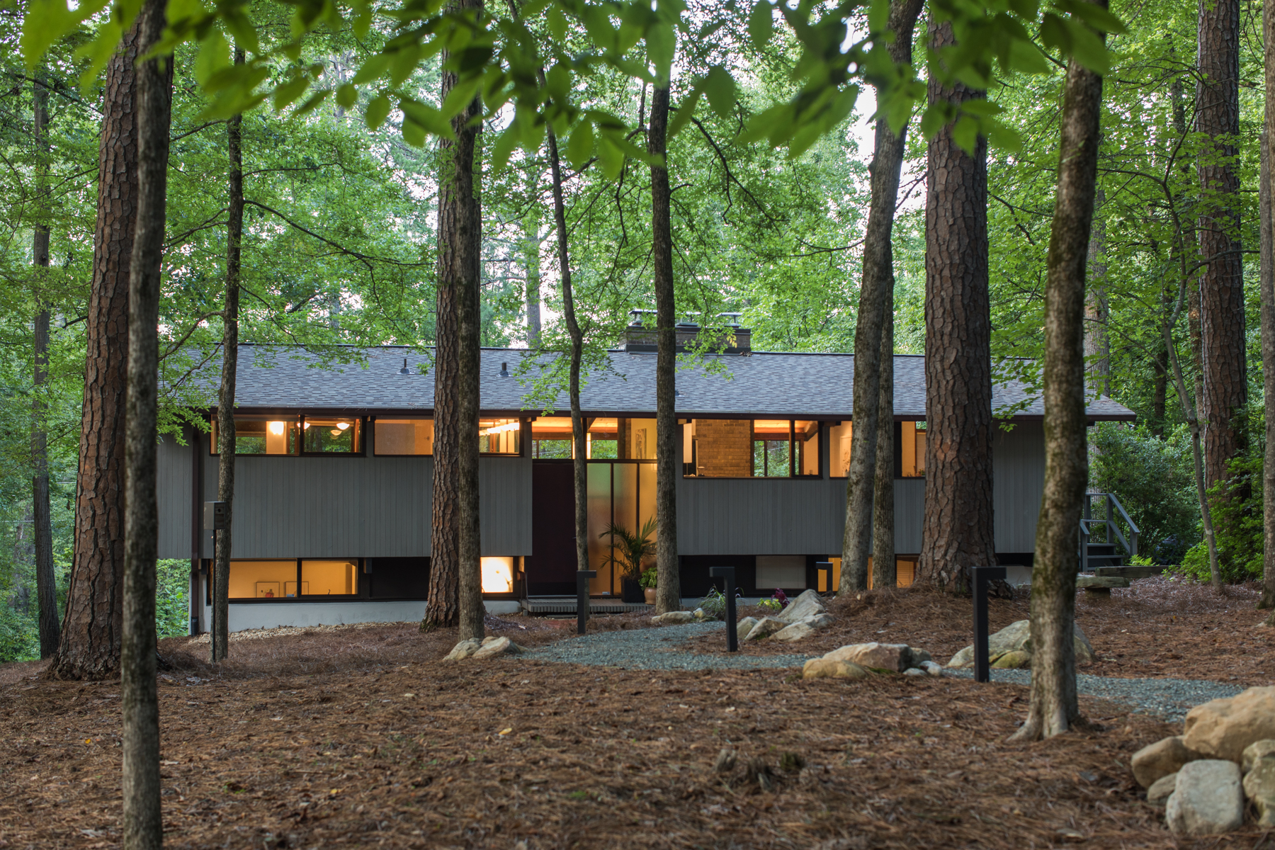 DISCOVER YOUR IDEA OF HOME