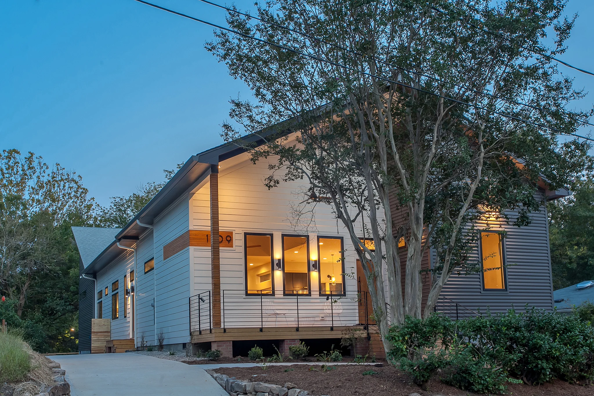 DISCOVER YOUR IDEA OF HOME