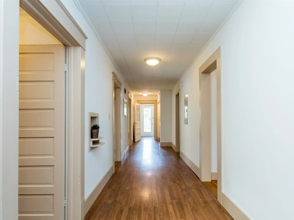 011_ Hallway.jpg