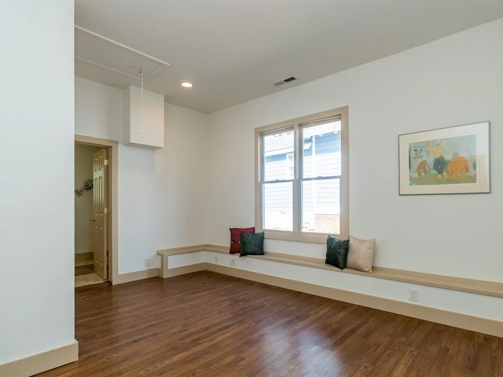 012_ Master Bedroom.jpg