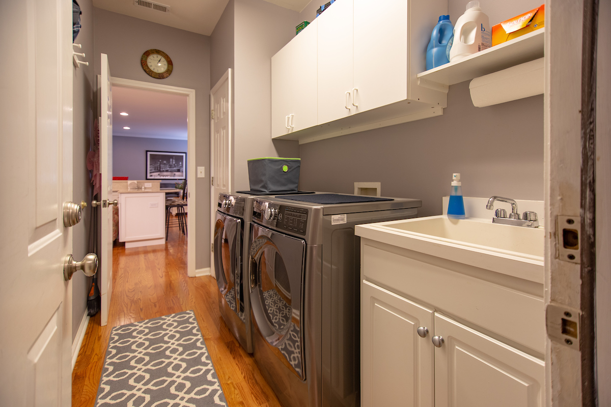4713 Carlton Crossing24.jpg