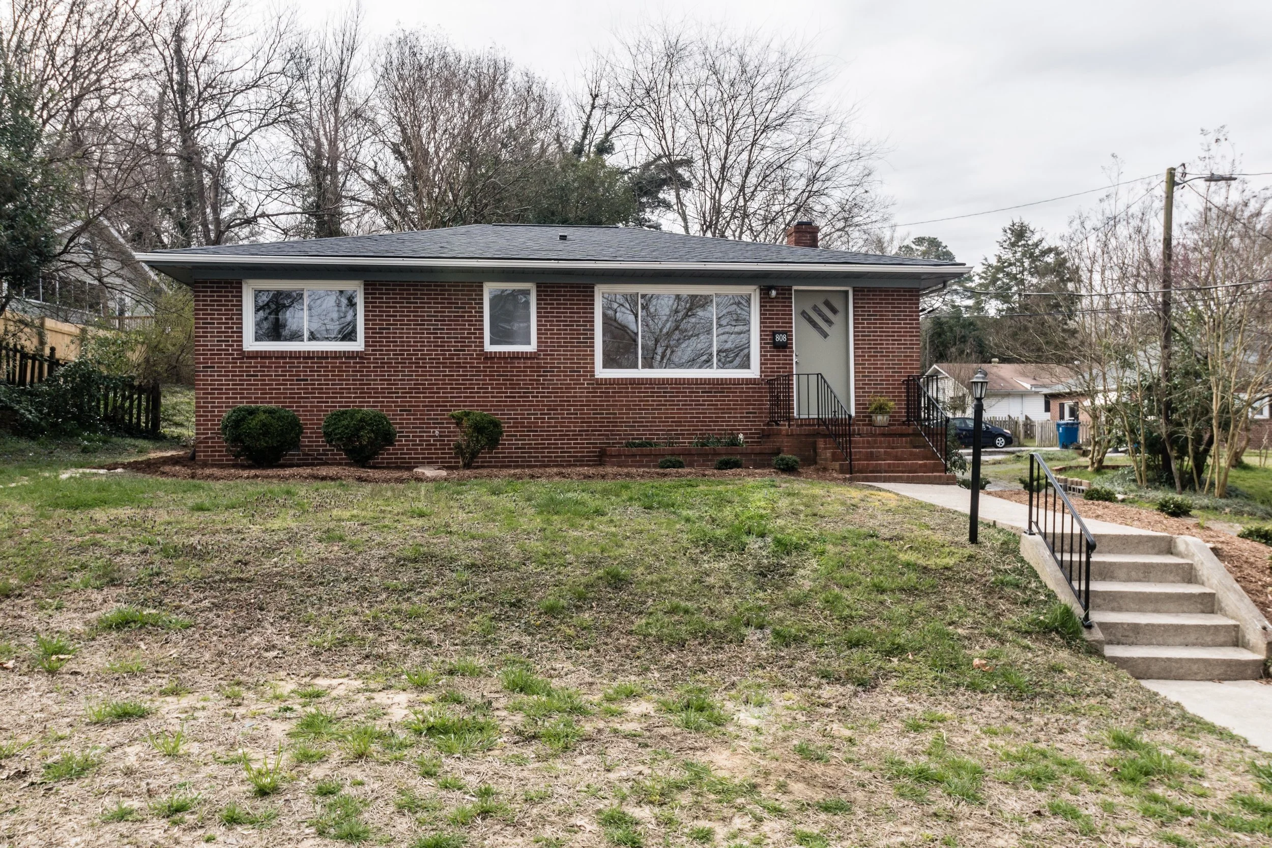 020_808 Camden Ave.jpg