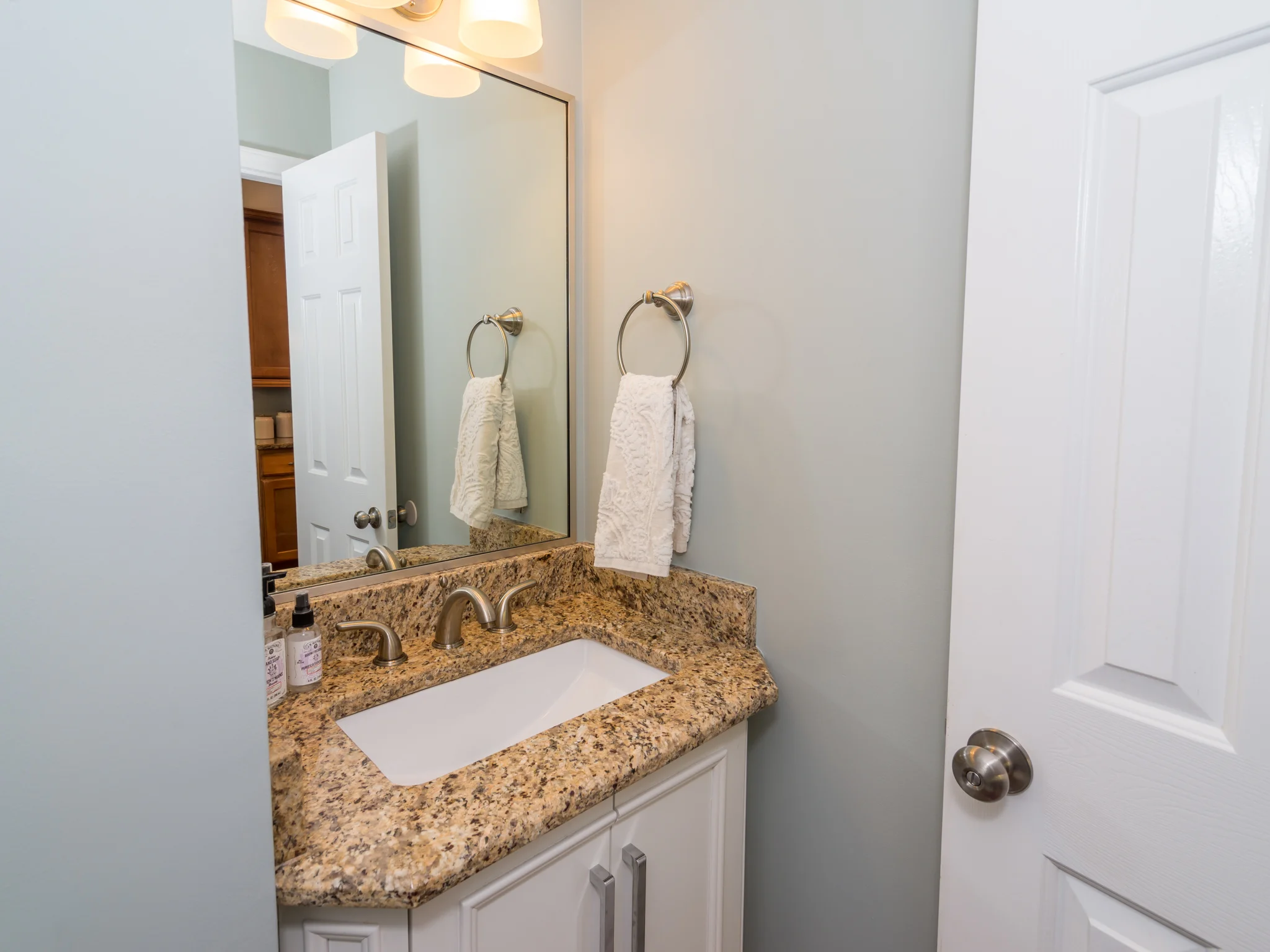 504 Calvert Ct.-14.jpg
