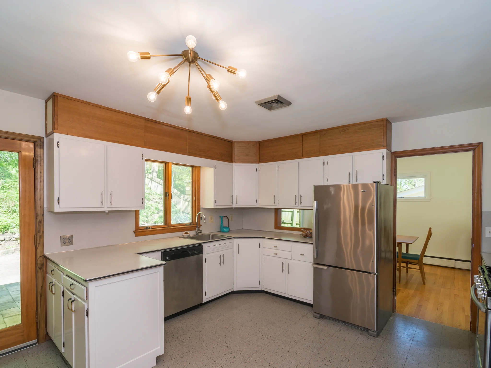 1603 Acadia St.-18.jpg