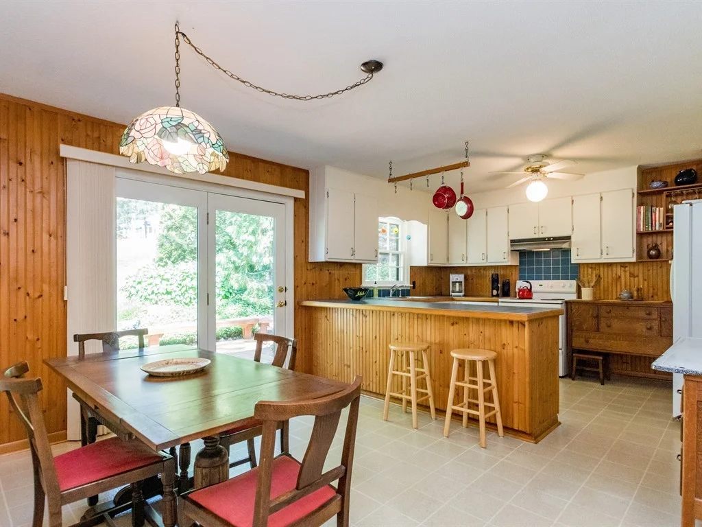006_ Kitchen & Dining.jpg