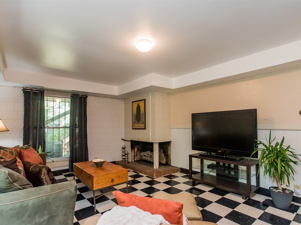 022_Lower Level Family Room.jpg