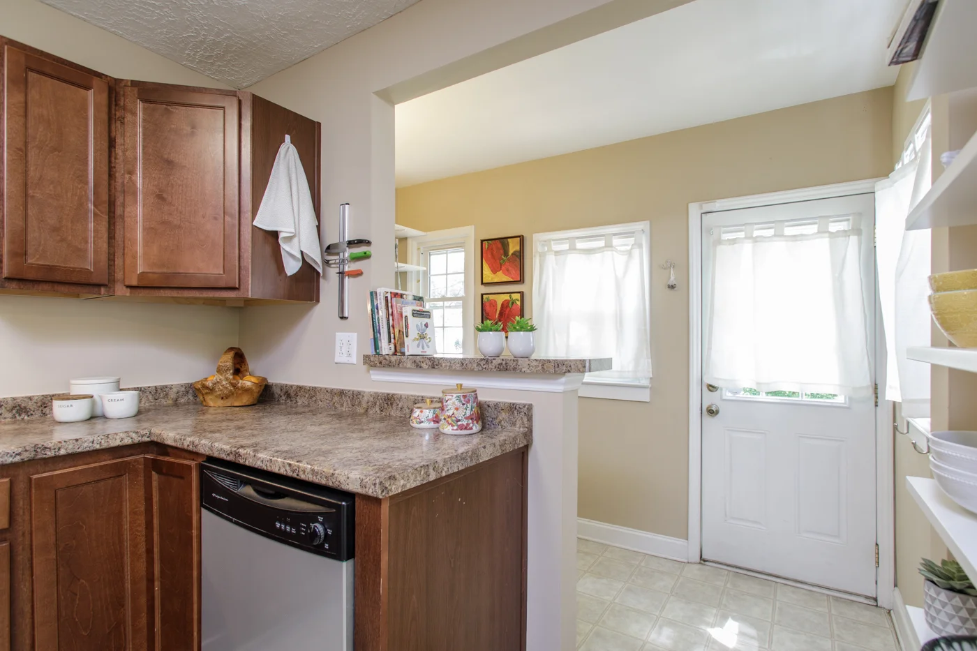 190624_AB_1022Lakewood_0019_mls.jpg