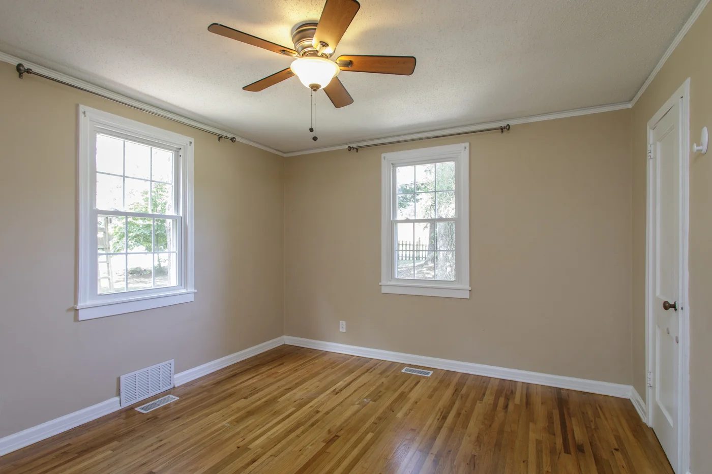 190624_AB_1022Lakewood_0043_mls.jpg
