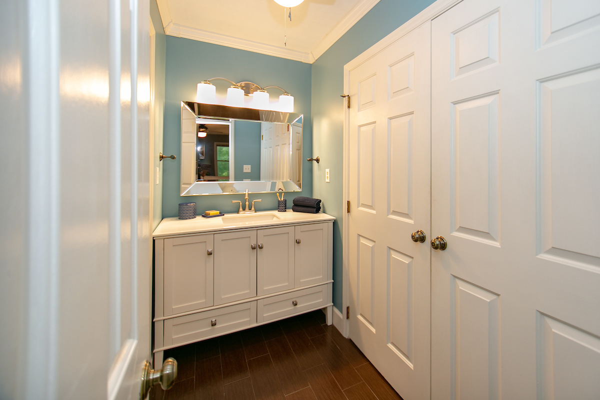 19 Harvey Pl37.jpg